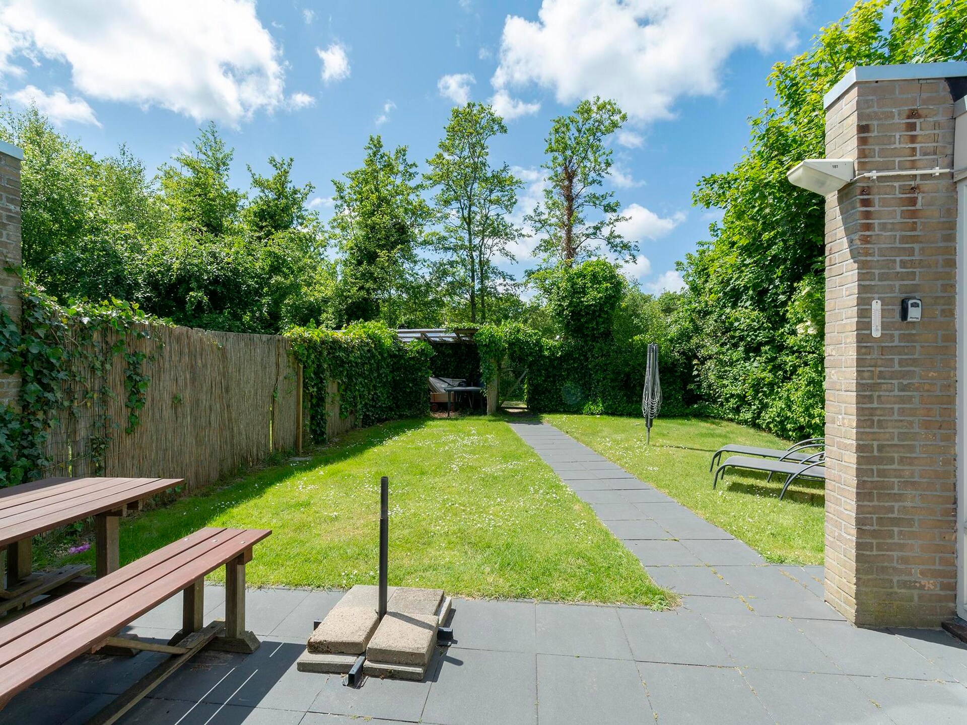 Vrijstaande familiebungalow met omheinde tuin op park Duinland, 4 km van strand - foto 19