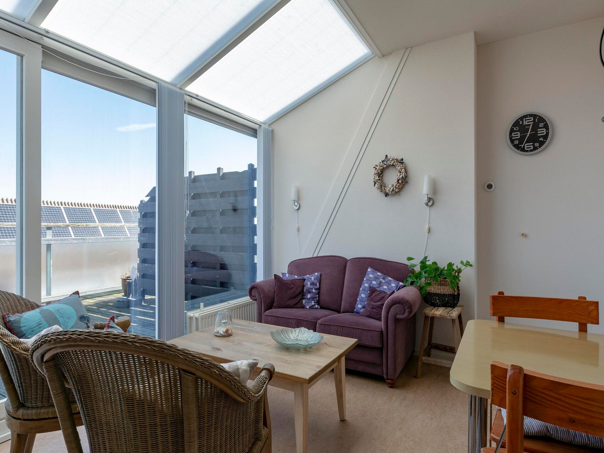 Gezellig appartement aan dorpsplein Callantsoog, 250m van strand - foto 13