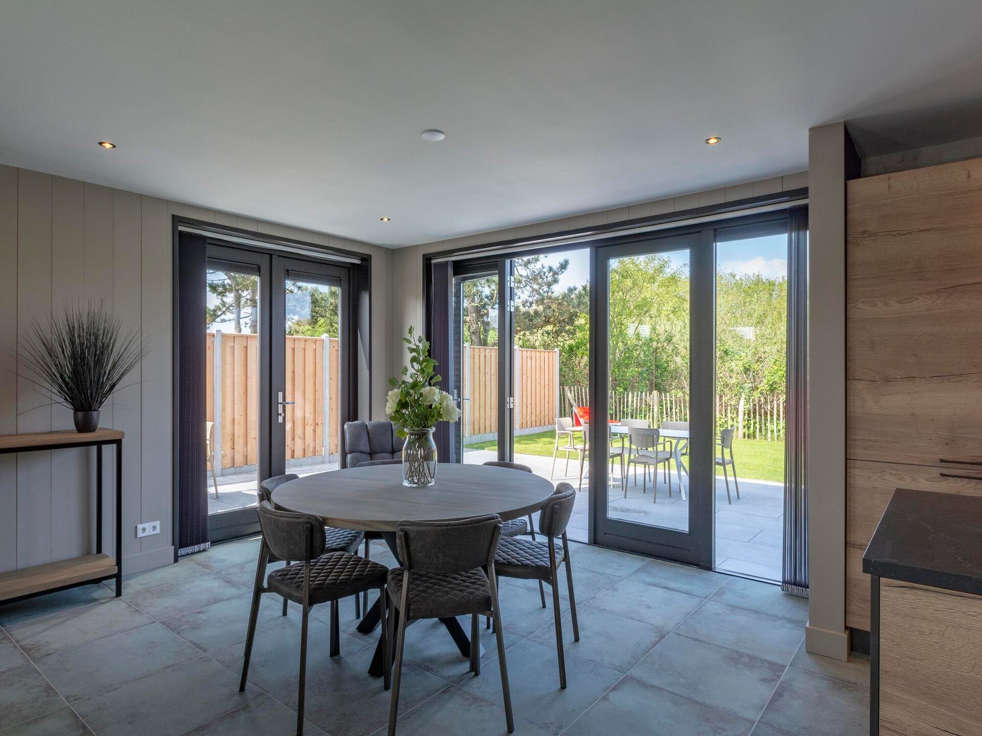 Wellness Villa Lotje: luxe villa met jacuzzi en sauna op 250m van het strand - foto 15