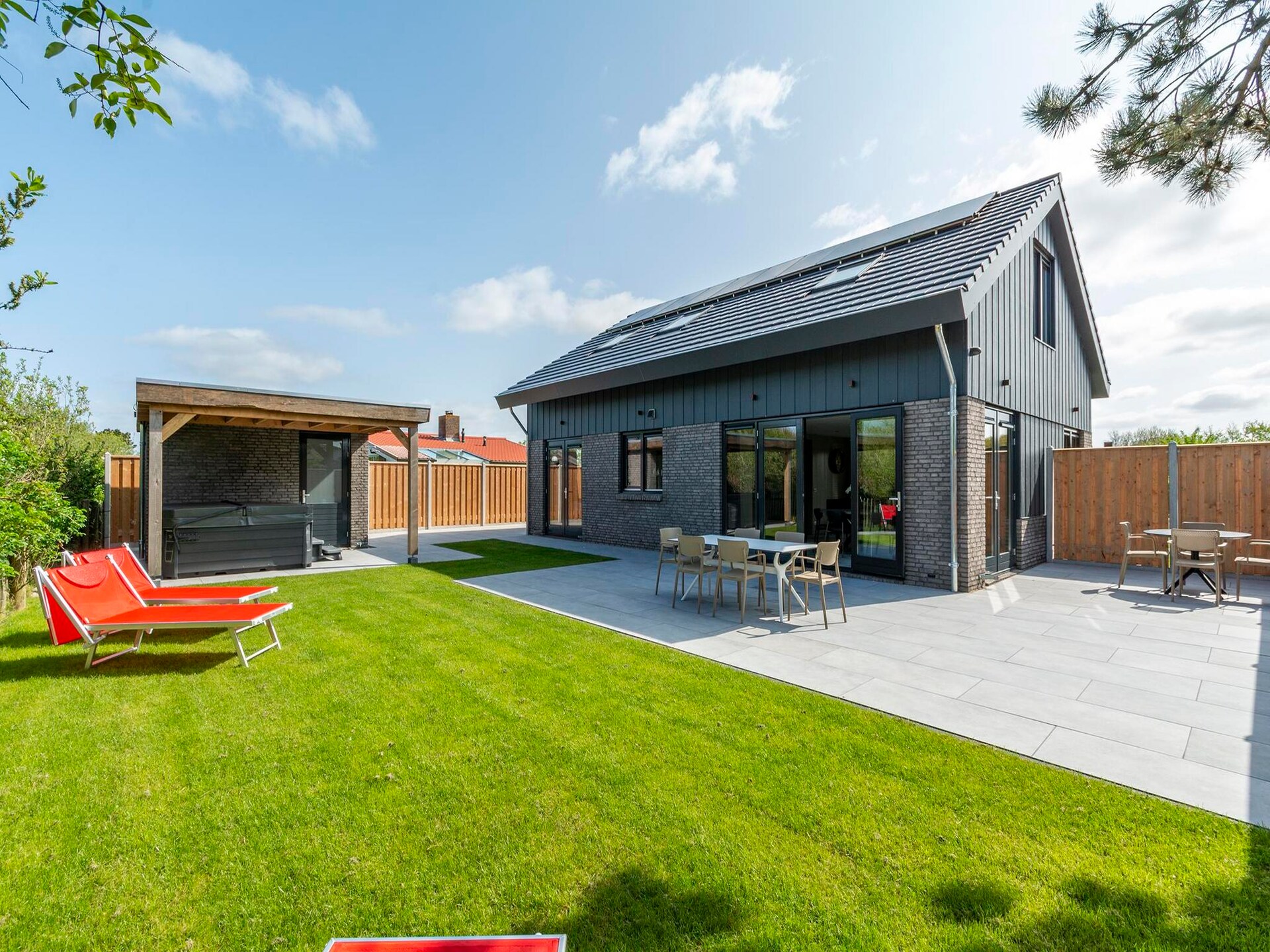 Wellness Villa Lotje: luxe villa met jacuzzi en sauna op 250m van het strand - foto 6