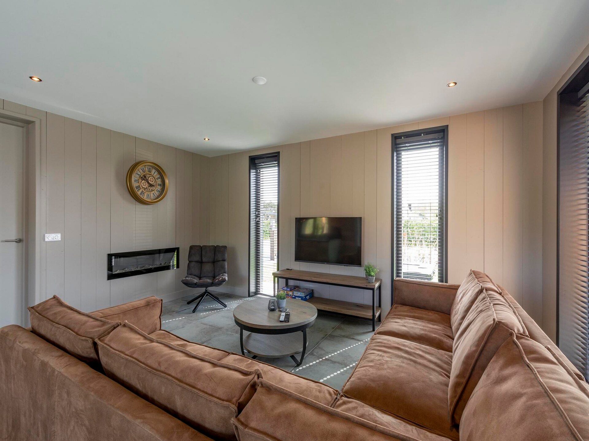 Wellness Villa Lotje: luxe villa met jacuzzi en sauna op 250m van het strand - foto 14