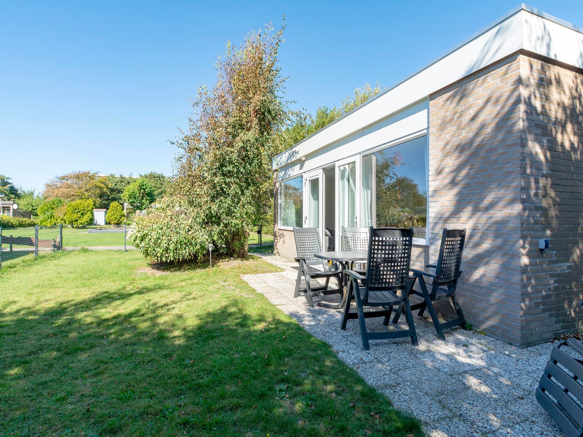 Vrijstaande bungalow in Callantsoog met omheinde tuin, 1,1 km van strand - foto 7