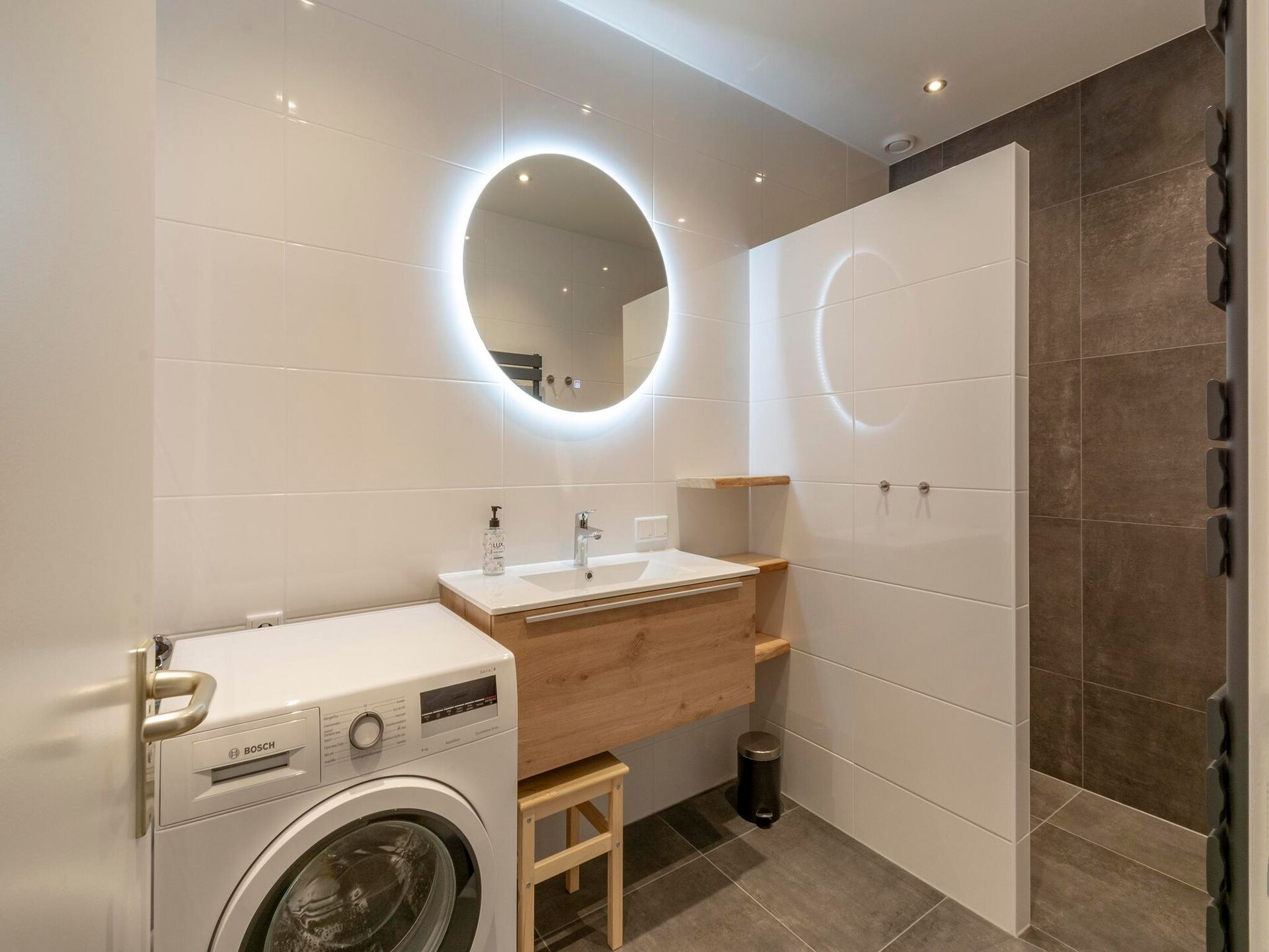 Wijde Blick 112: Modern appartement op 250m van het strand in Callantsoog - foto 24