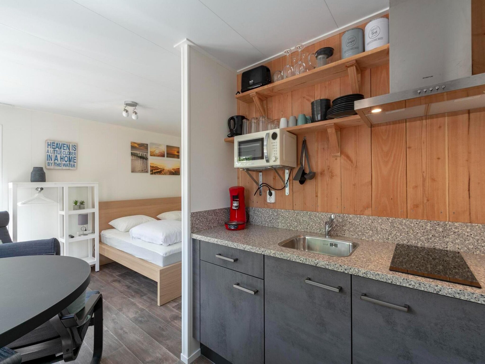 Beach Studio Campanula – Intiem strandverblijf voor twee in Sint Maartenszee - foto 10