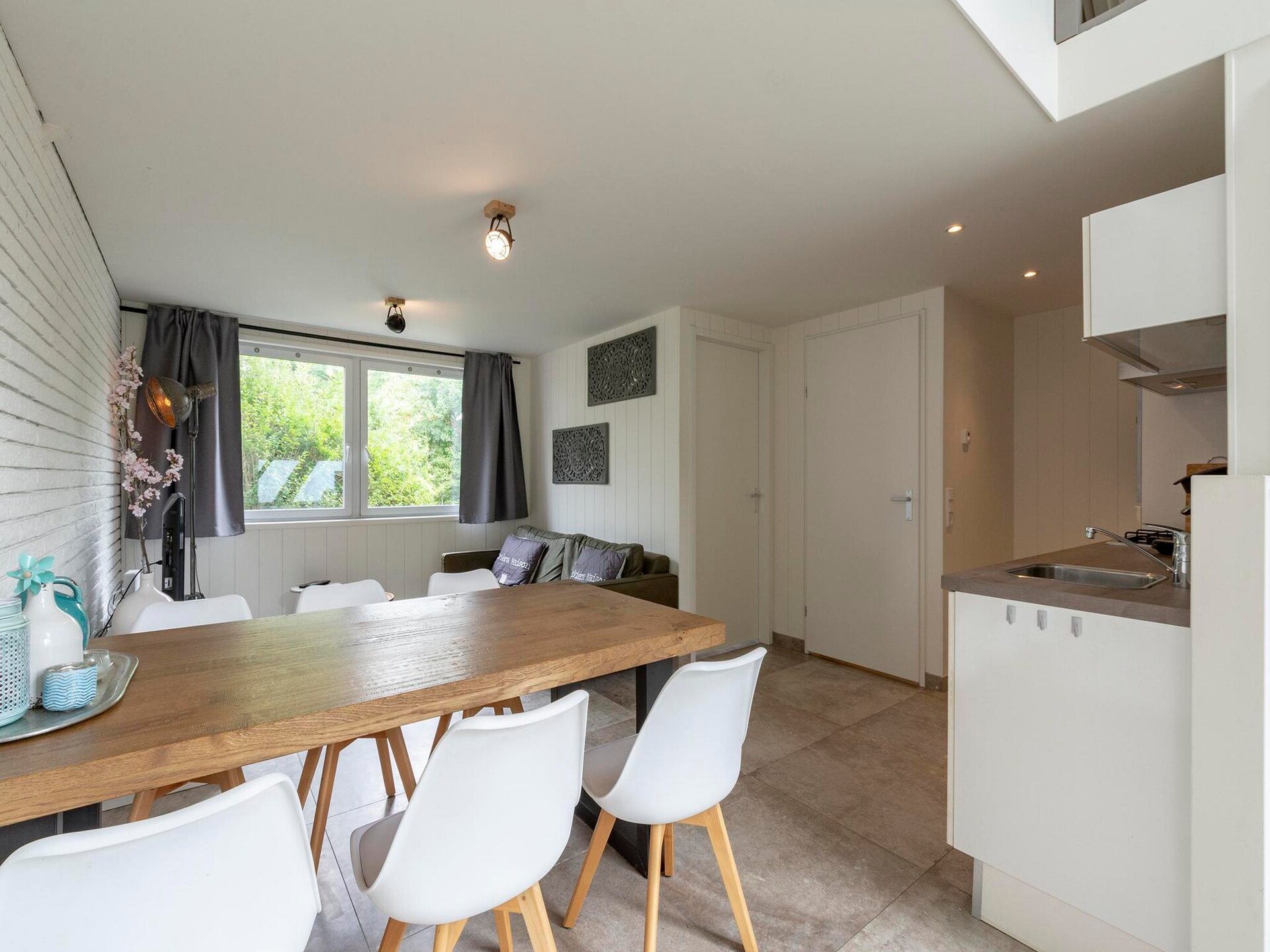 Modern familiehuis bij strand en duinen van Sint Maartenszee - foto 9