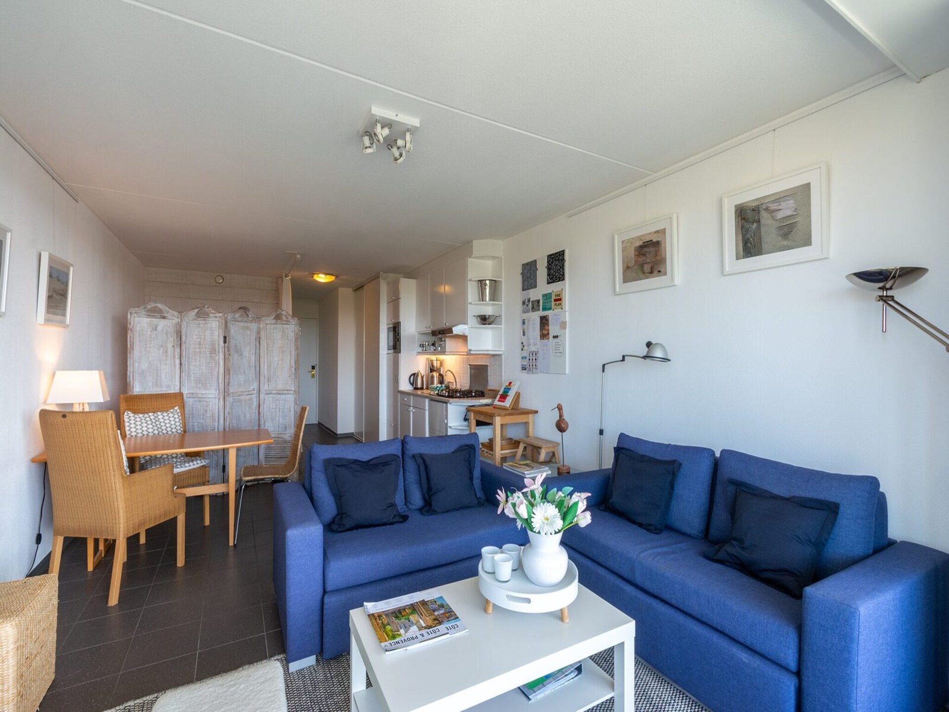 Stijlvol strandappartement op 10 meter van de Noordzee in Callantsoog - foto 8