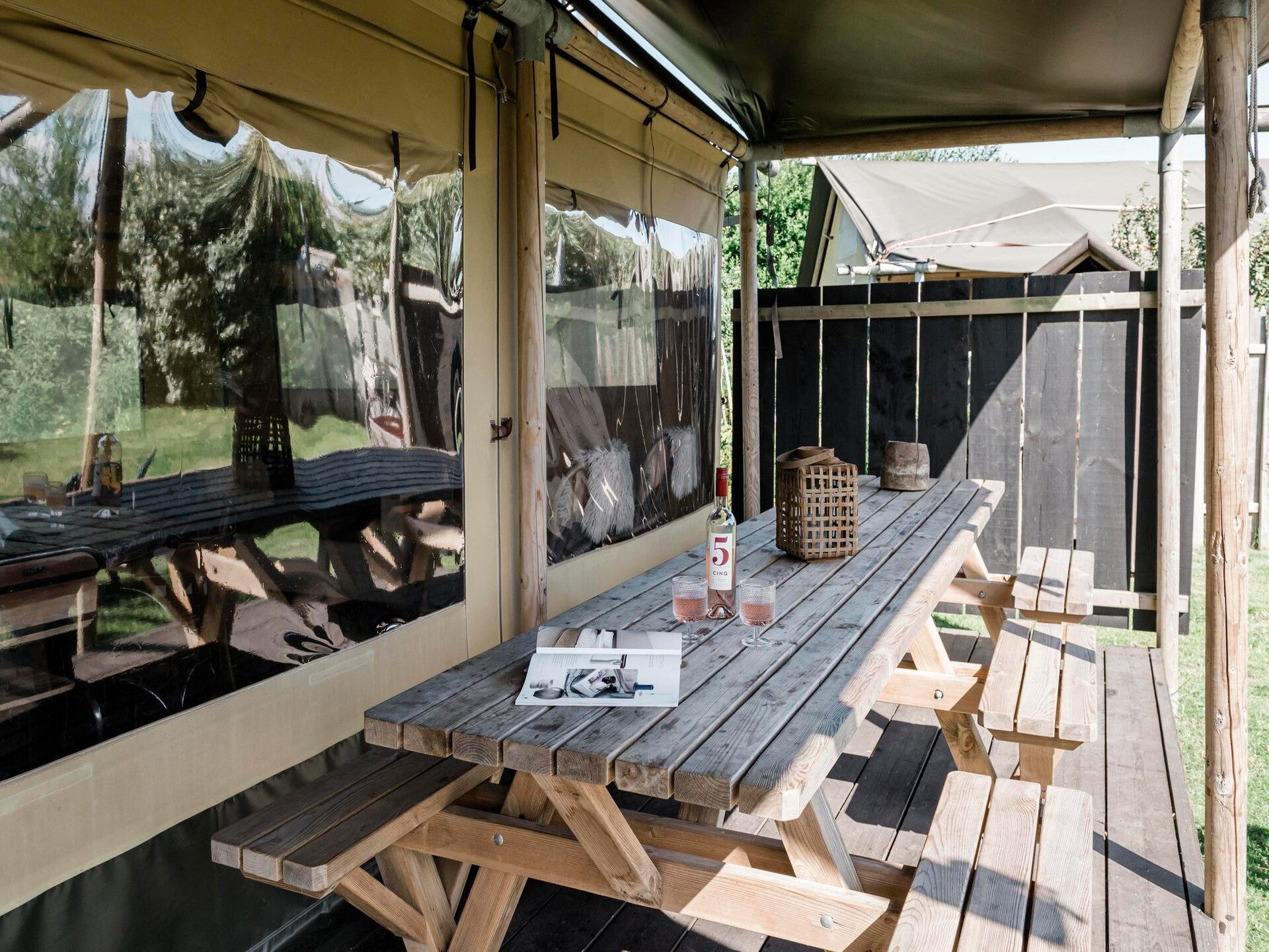 Wood Lodge Duynpark: Luxe kamperen bij strand Callantsoog - foto 4