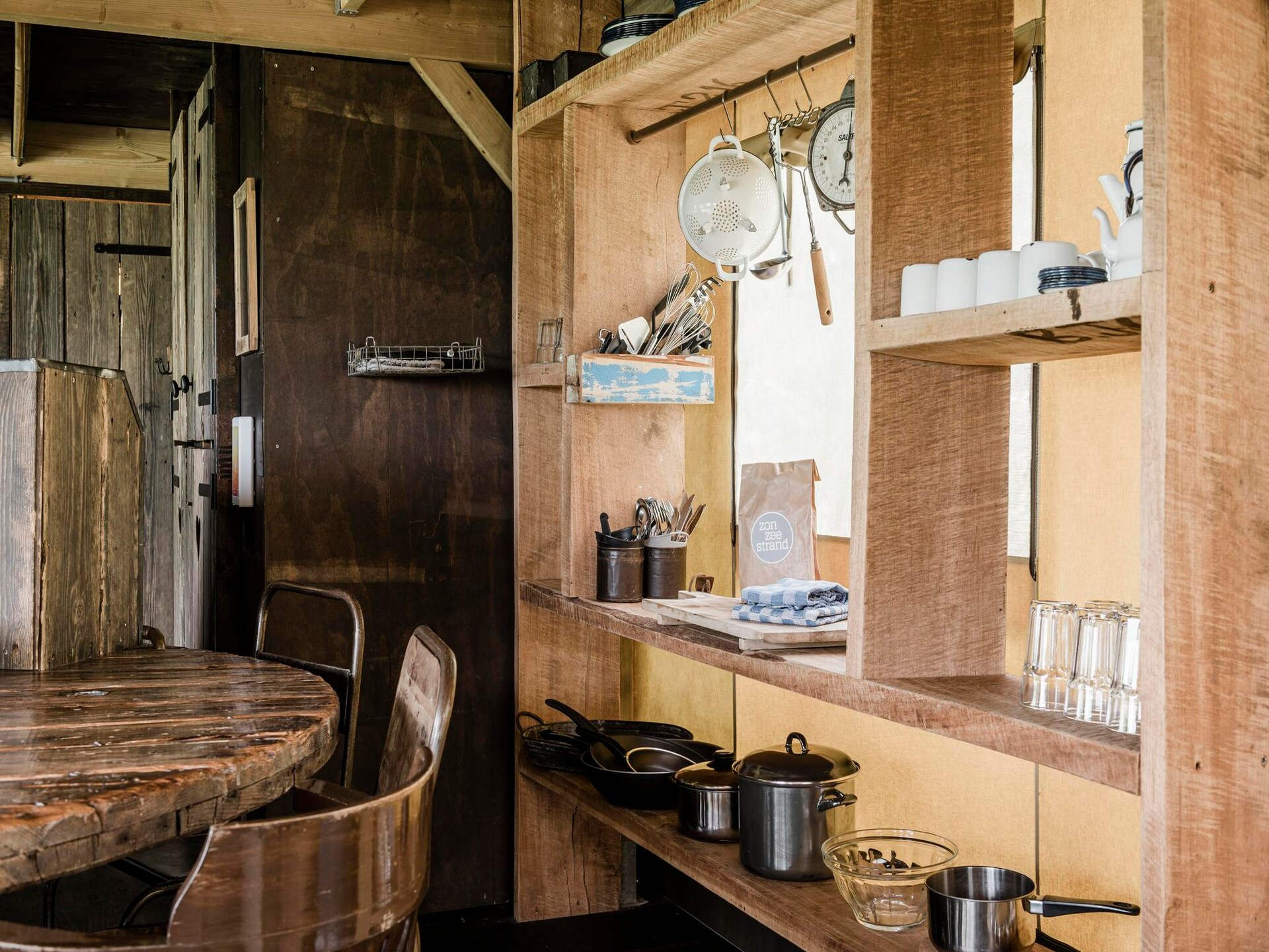 Wood Lodge Duynpark: Luxe kamperen bij strand Callantsoog - foto 6