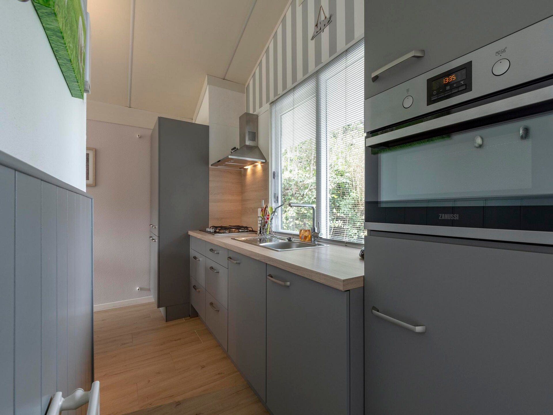 Vrijstaande gezinsbungalow Hofstee 18, op 4,5 km van het strand - foto 9
