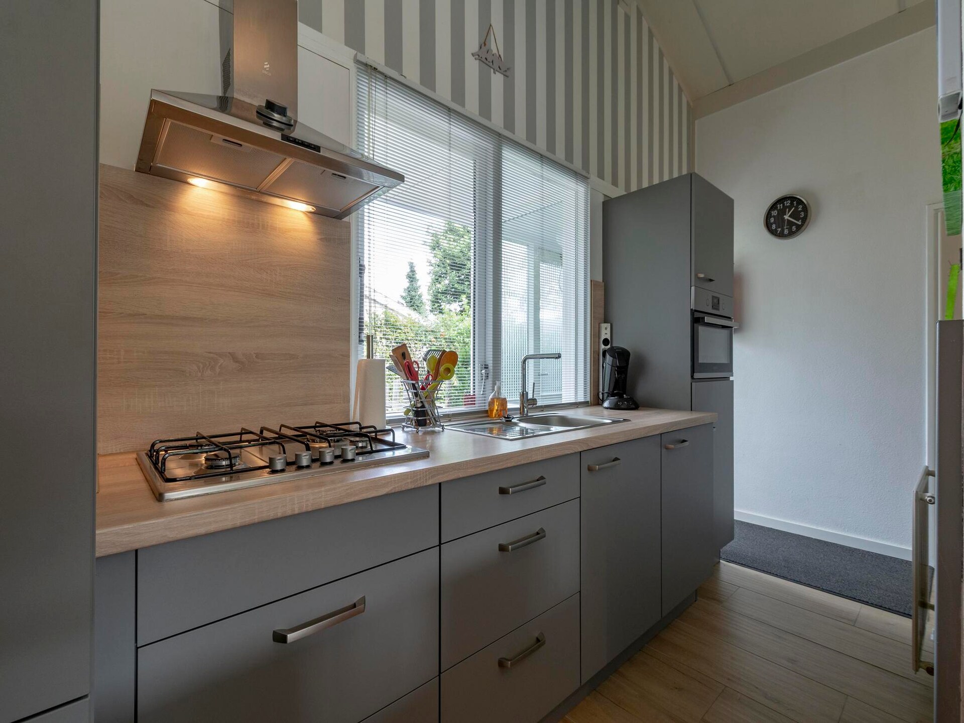 Vrijstaande gezinsbungalow Hofstee 18, op 4,5 km van het strand - foto 4