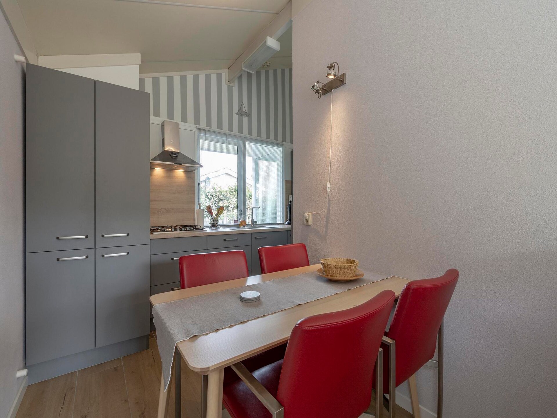 Vrijstaande gezinsbungalow Hofstee 18, op 4,5 km van het strand - foto 3
