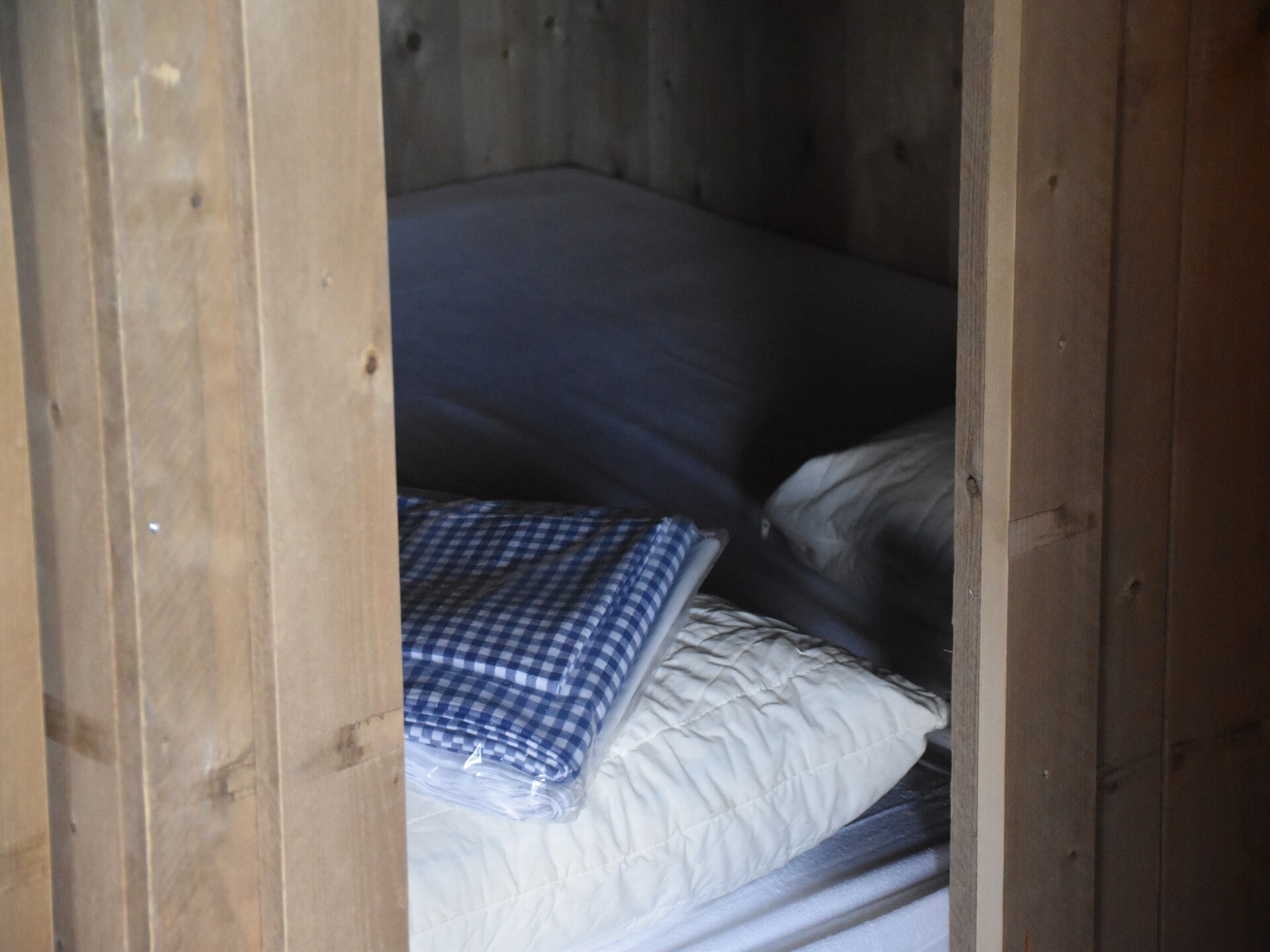Kidz Lodge: Avontuurlijke familietent met klimwand en glijbaan in Callantsoog - foto 5