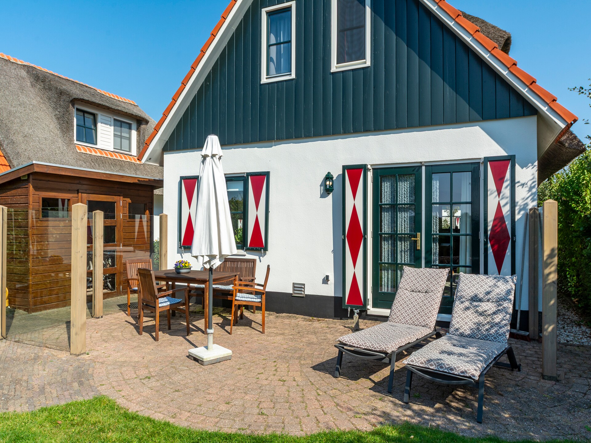 Luxe rietgedekte villa aan het water met duinuitzicht in Callantsoog - foto 22