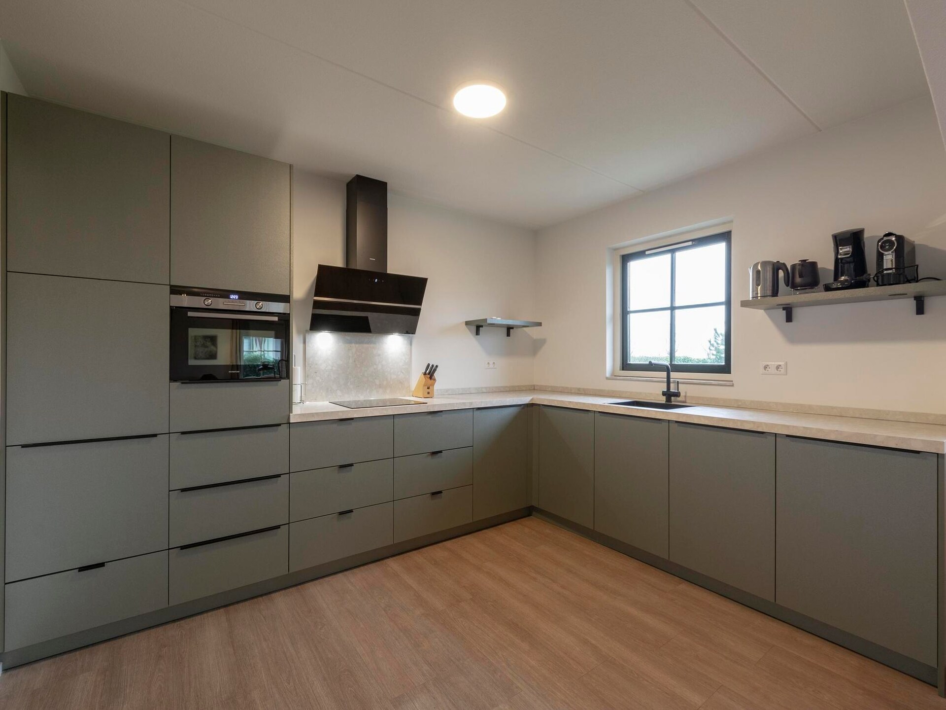 Luxe villa met houtkachel en omheinde tuin op 900m van strand Callantsoog - foto 6
