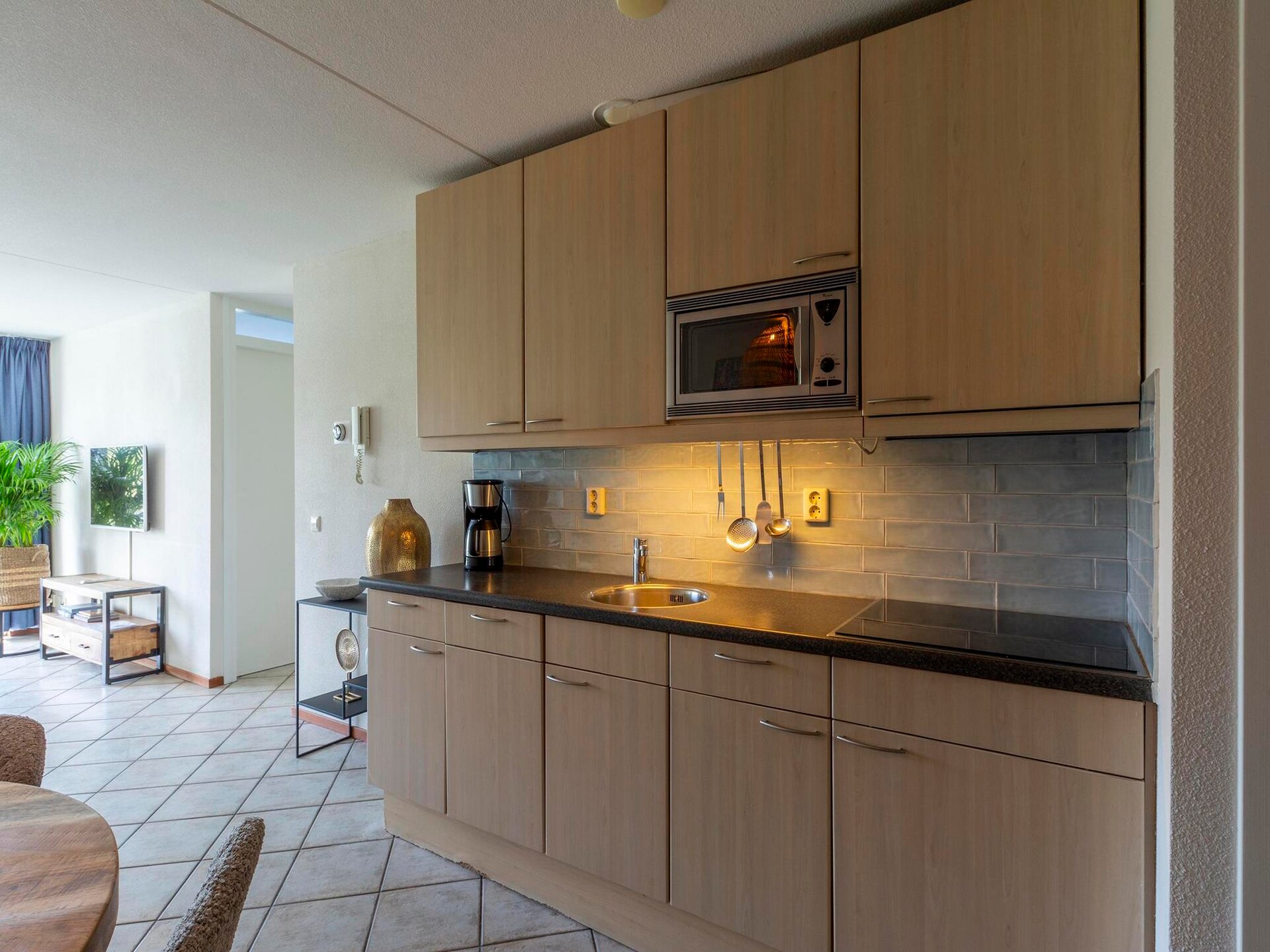 Wijde Blick 310: Kleurrijk appartement op 250m van het strand in Callantsoog - foto 11