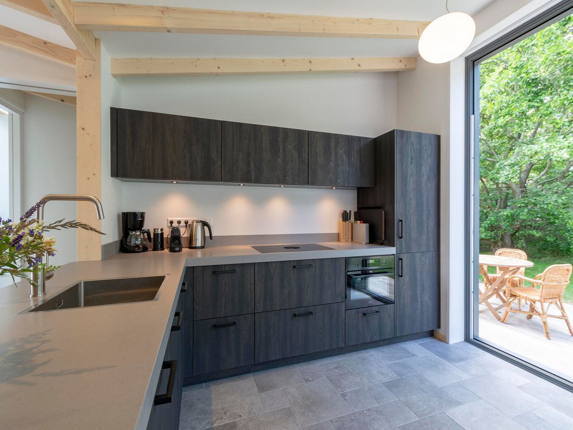 Moderne vrijstaande bungalow met houtkachel, op loopafstand van strand Callantsoog - foto 15