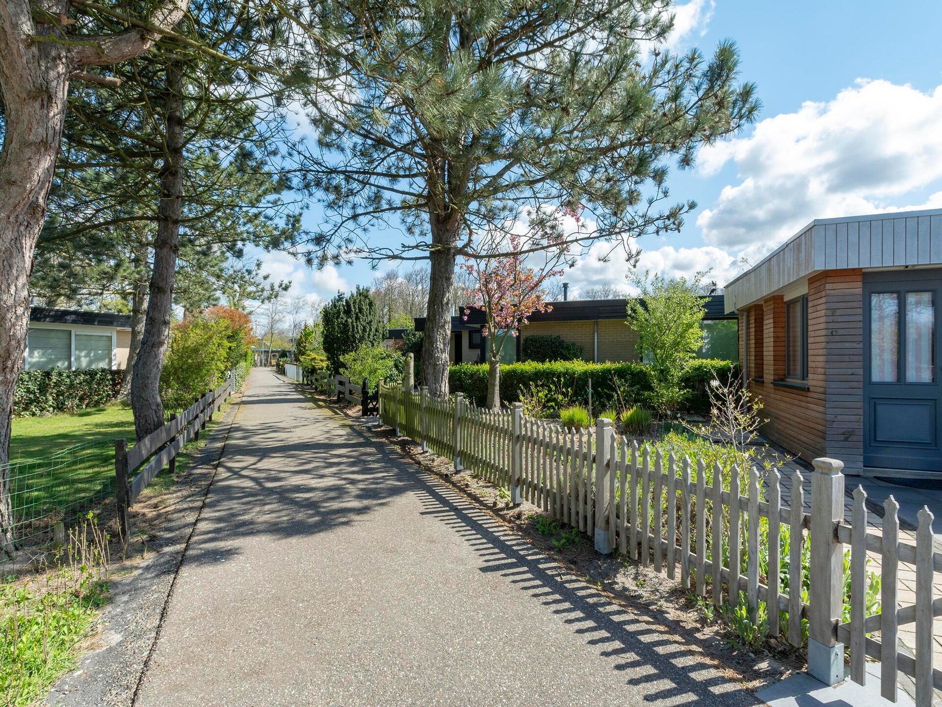 Vrijstaand vakantiehuis met omheinde tuin, 1,2 km van strand Sint Maartenszee - foto 7