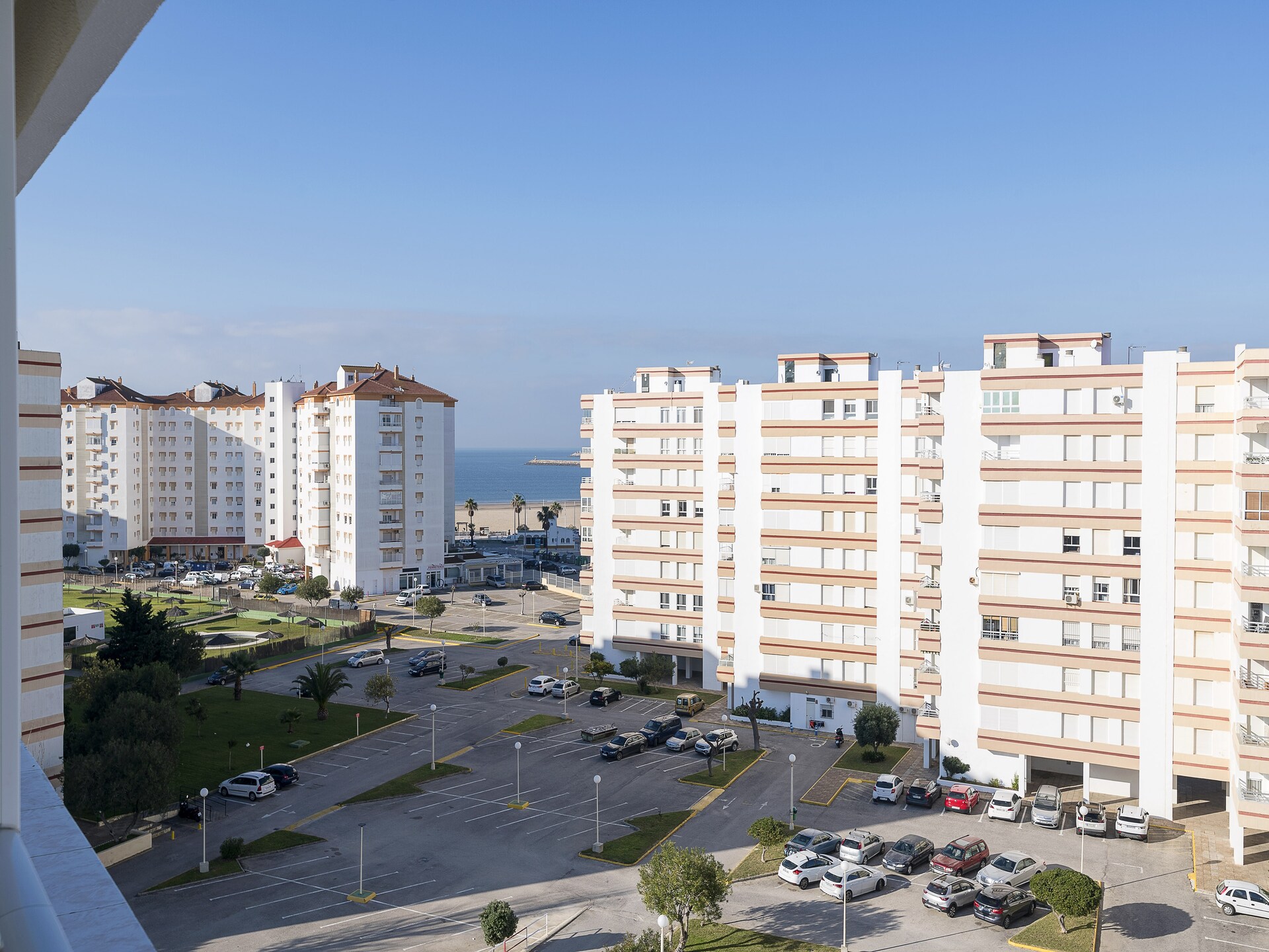 Licht appartement met zeezicht, groot zwembad en terras in El Puerto de Santa María - foto 23
