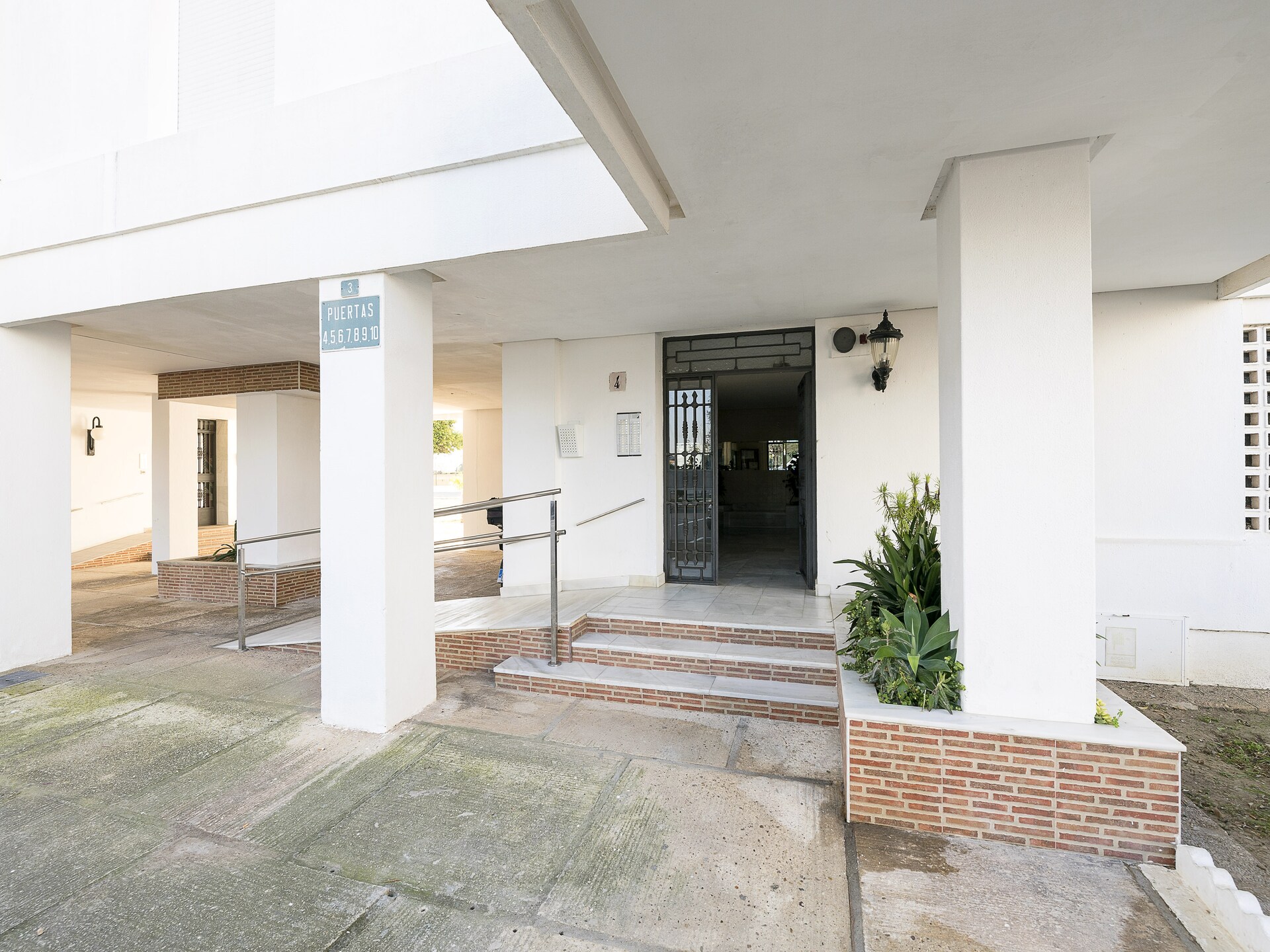 Licht appartement met zeezicht, groot zwembad en terras in El Puerto de Santa María - foto 5