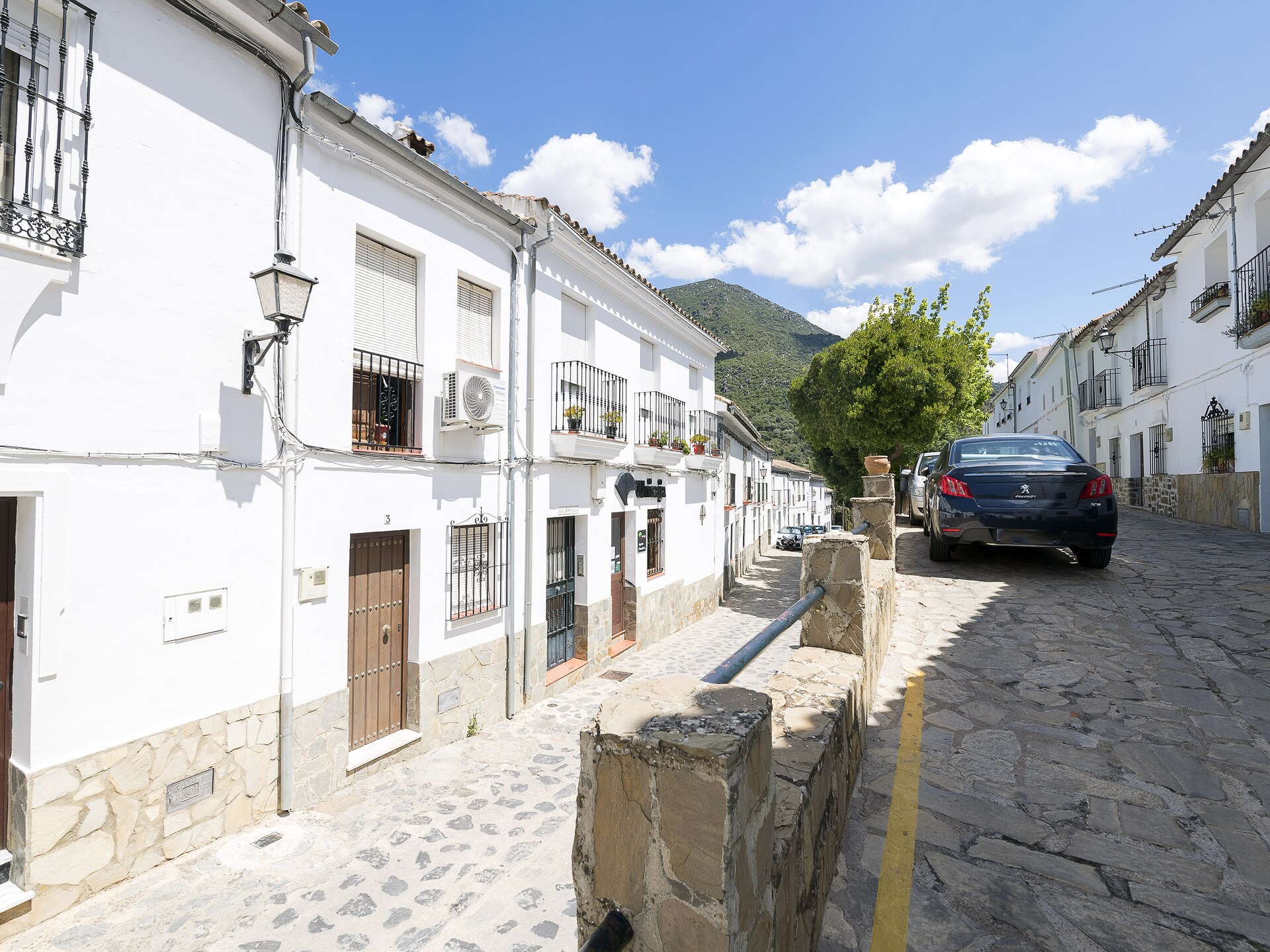 Licht appartement met bergzicht en terras in Benamahoma, Cádiz - foto 2