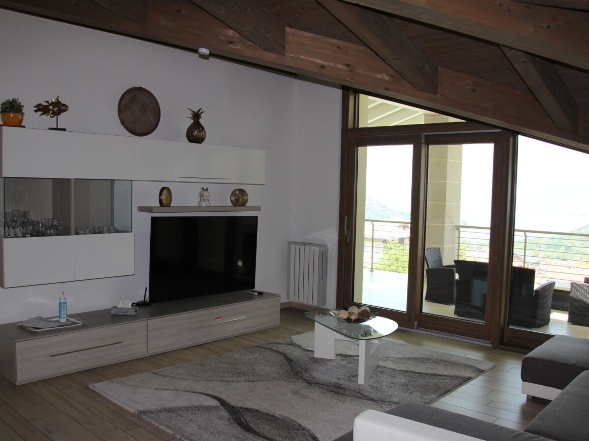 Luxe appartement met privézwembad en panoramisch uitzicht op het Comomeer - foto 21