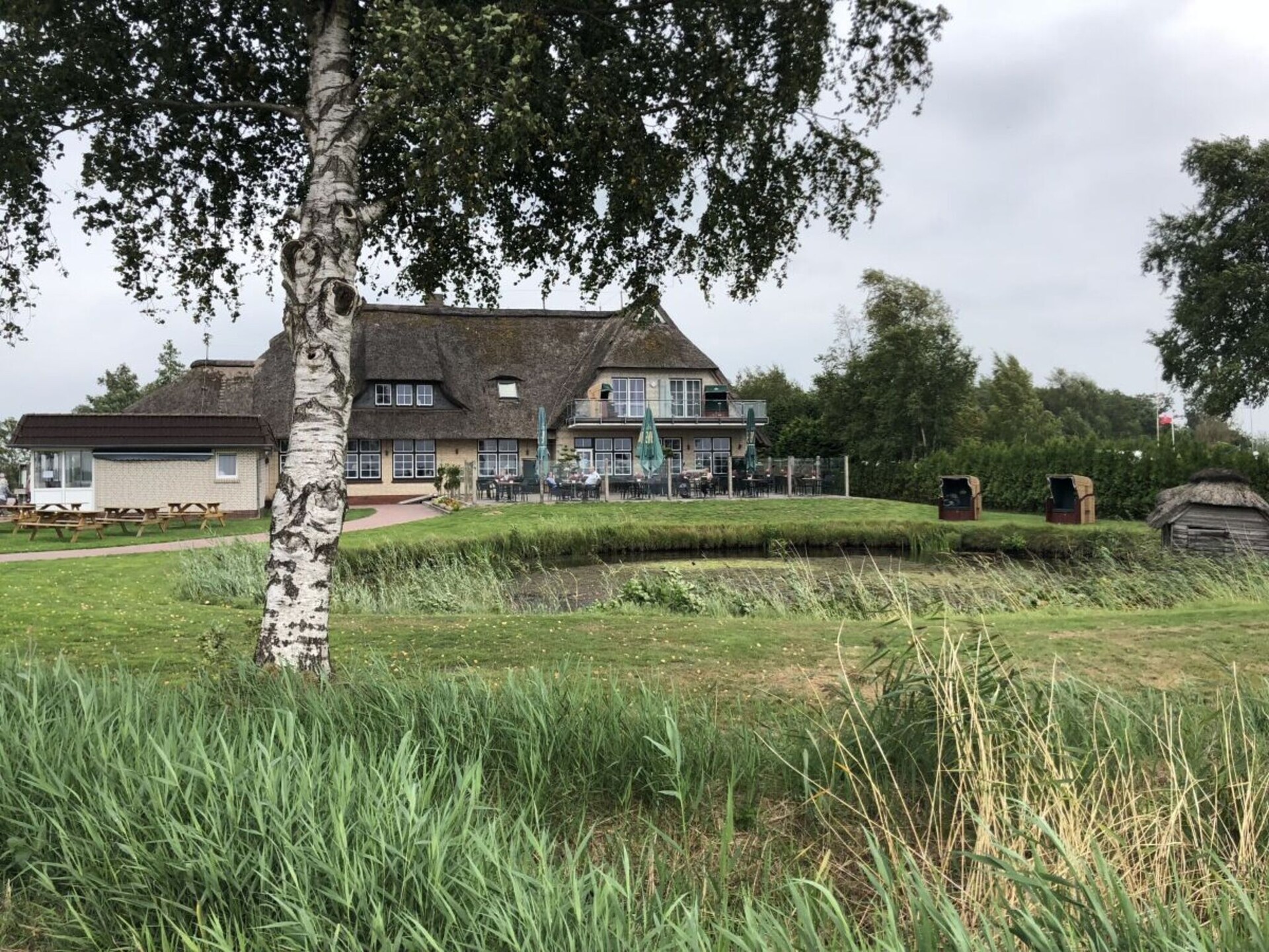 Kindvriendelijk vakantiehuis met eigen roeiboot en kajaks in Oost-Friesland - foto 7