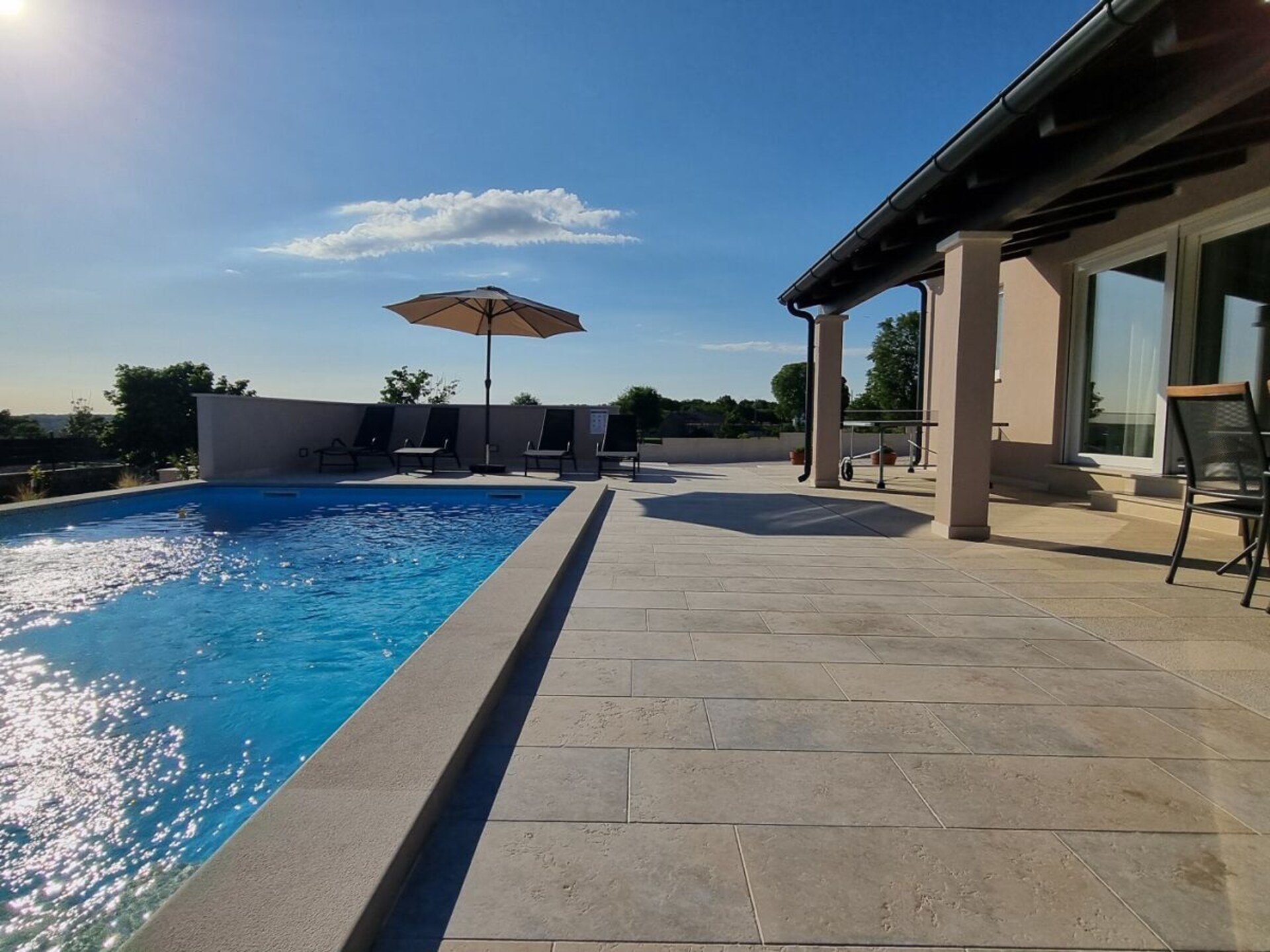 Ruime villa met privézwembad in Sveti Petar u Šumi, Istrië - foto 6
