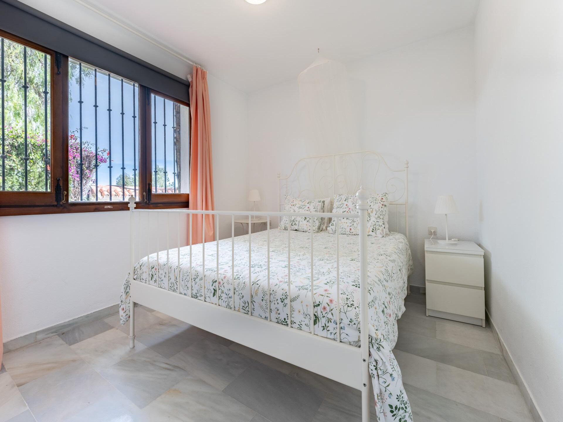 Modern appartement in Marbella met zwembad, dichtbij strand en centrum - foto 12