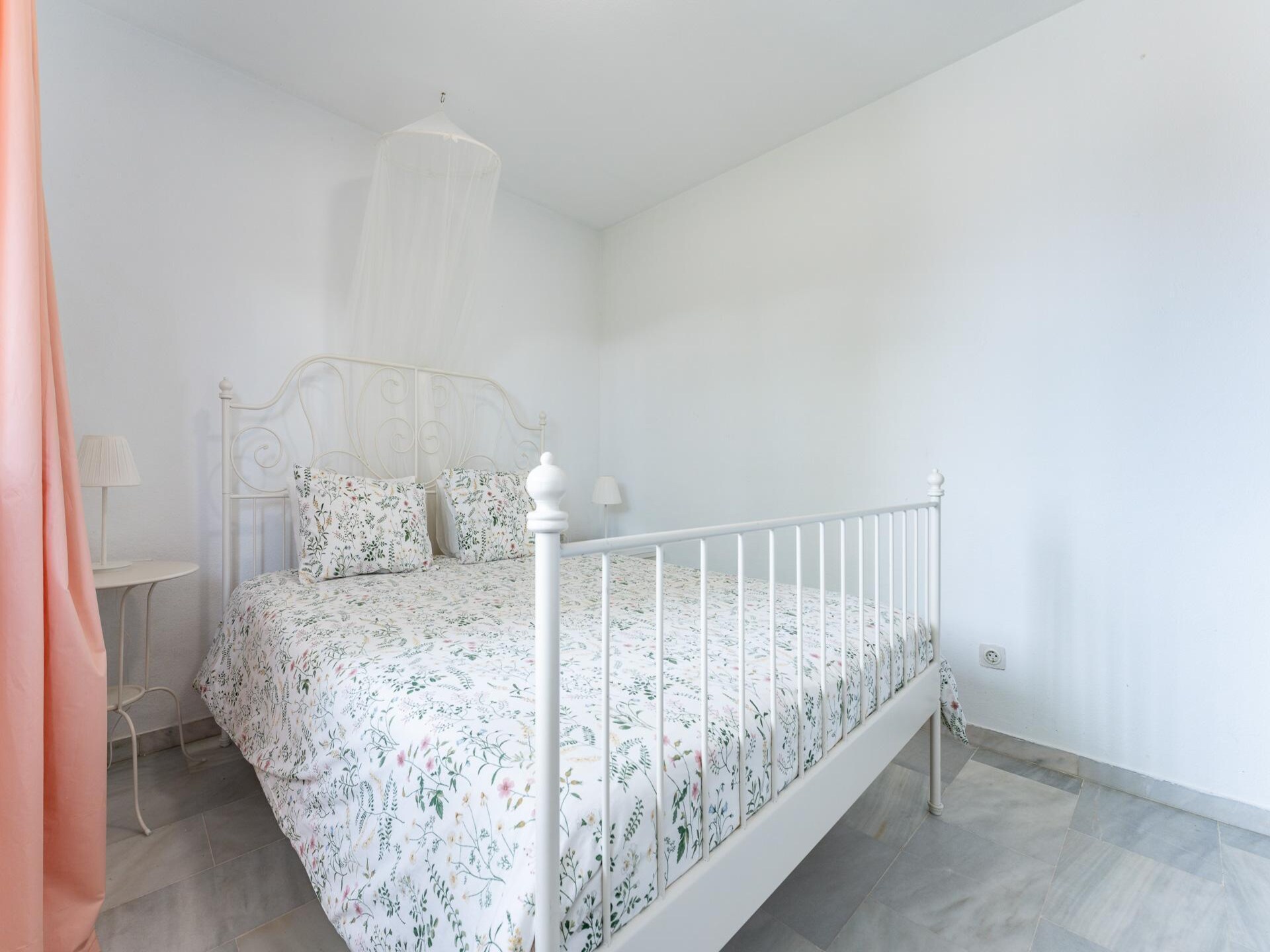 Modern appartement in Marbella met zwembad, dichtbij strand en centrum - foto 14