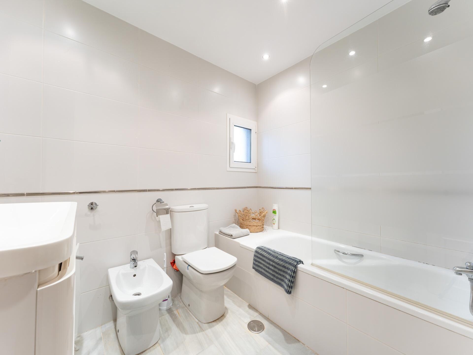 Modern appartement in Marbella met zwembad, dichtbij strand en centrum - foto 20
