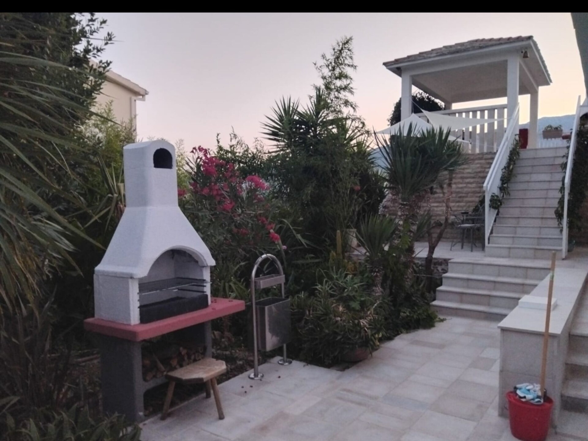 Villa Marija: Ruime villa met zwembad en terras op 800m van het strand in Podstrana - foto 18