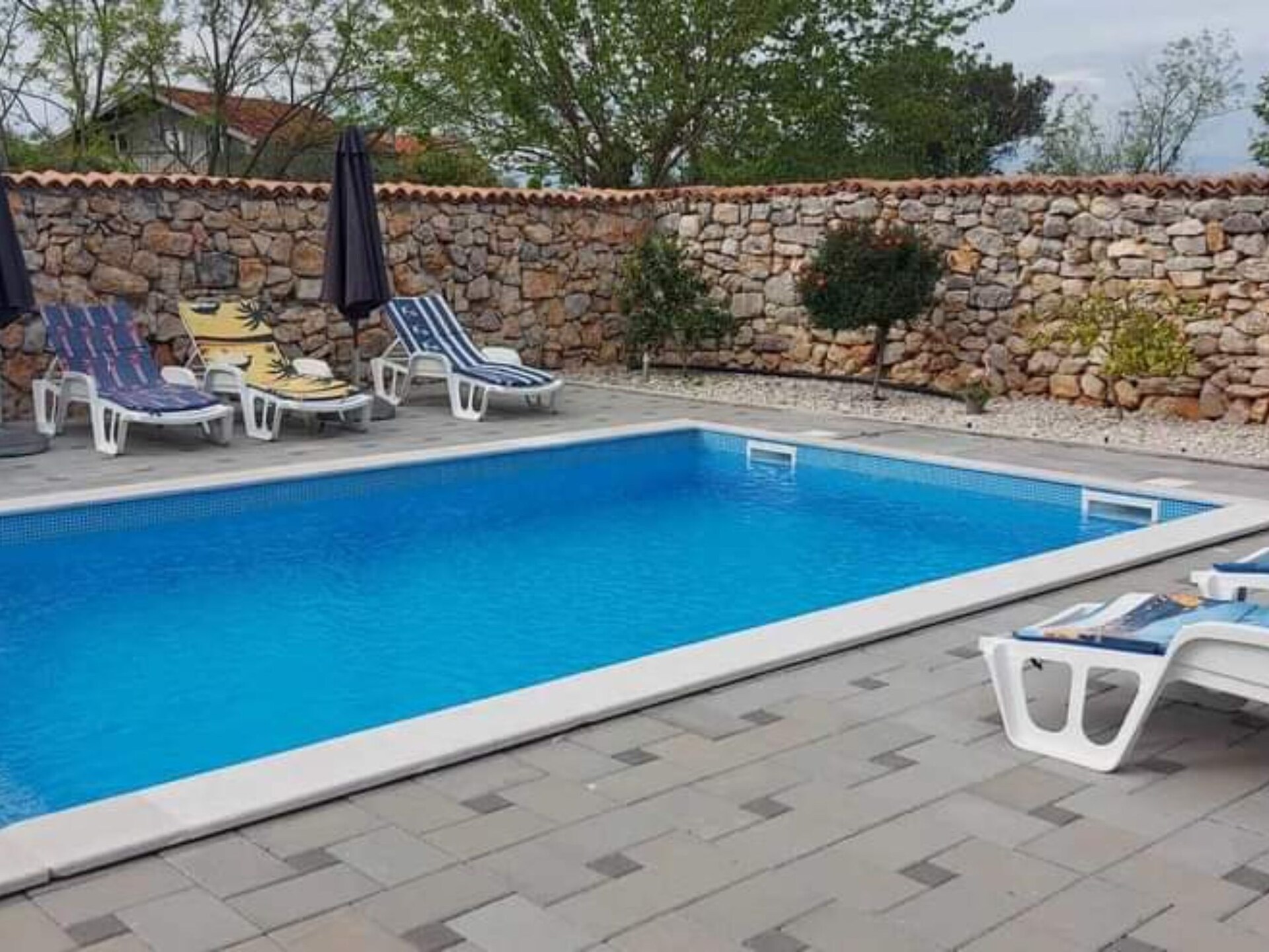 Villa Balamunta: Luxe privévilla met zwembad in rustig Dalmatië - foto 15