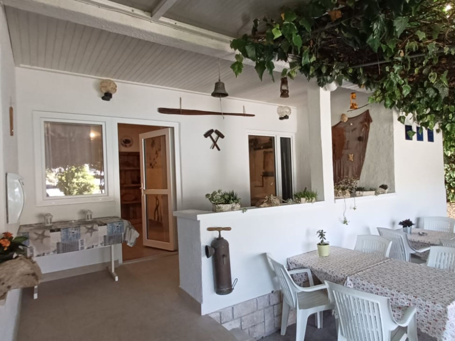Knus appartement met balkon en zeezicht op 5 meter van het strand van Rab - foto 15