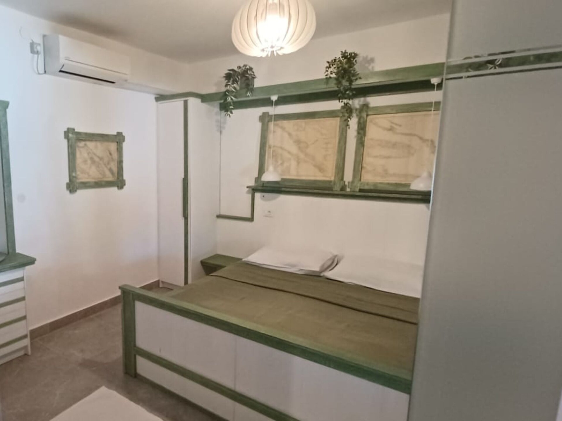 Knus appartement met balkon en zeezicht op 5 meter van het strand van Rab - foto 9