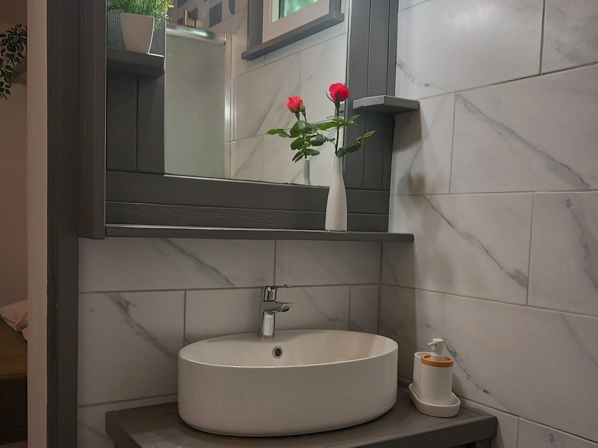 Knus appartement met balkon en zeezicht op 5 meter van het strand van Rab - foto 11