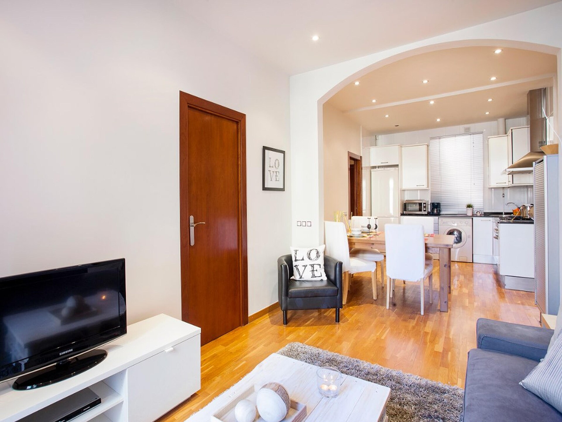 Stijlvol appartement in Eixample, op 4 km van het strand van Barcelona - foto 9