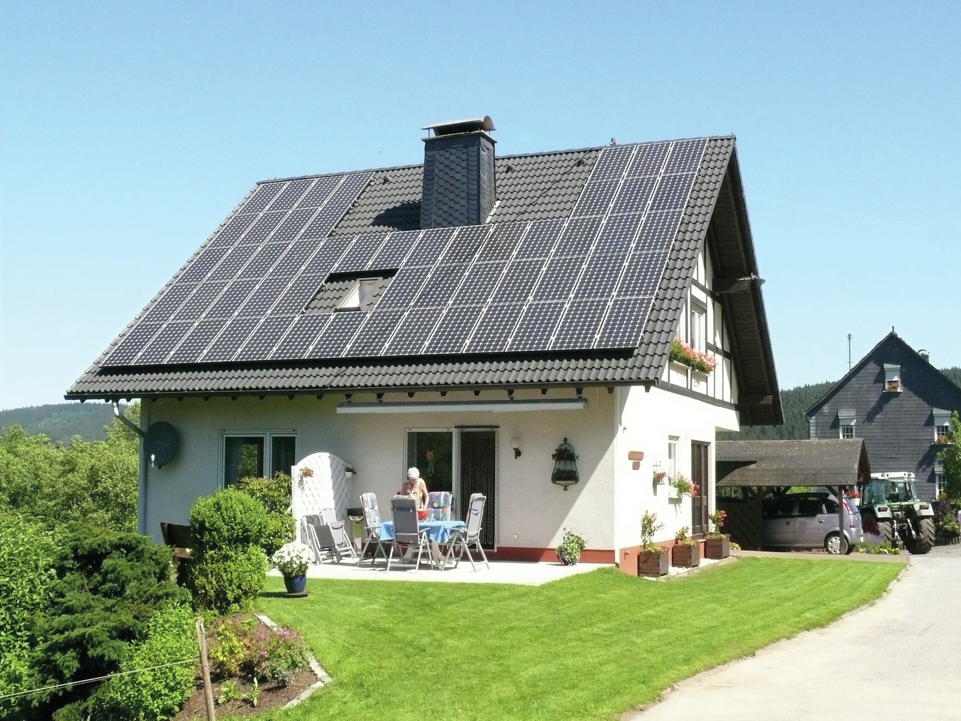 Sauerland appartement op boerderij met bosrijke omgeving en terras - foto 1