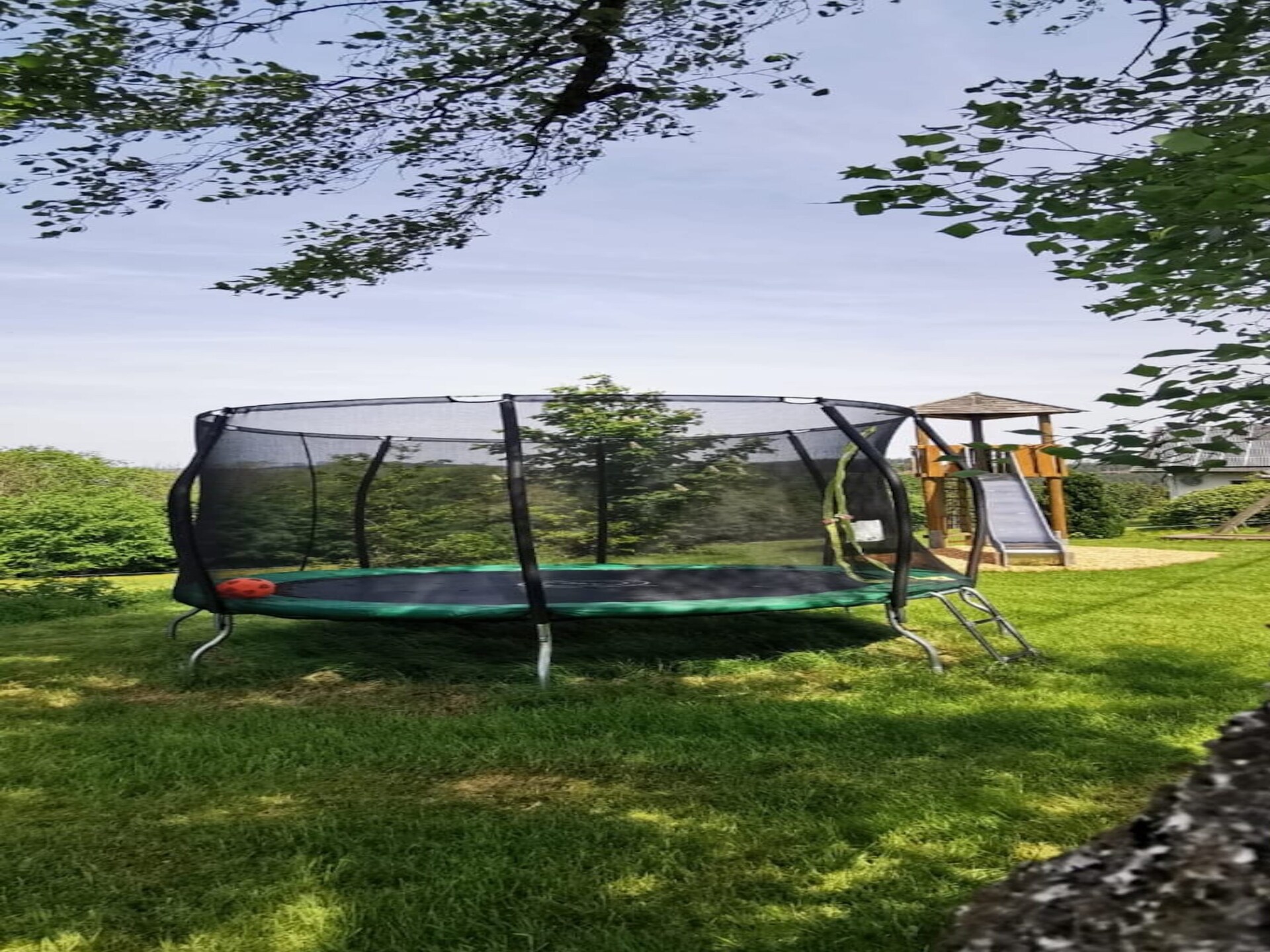 Sauerland appartement op boerderij met bosrijke omgeving en terras - foto 13