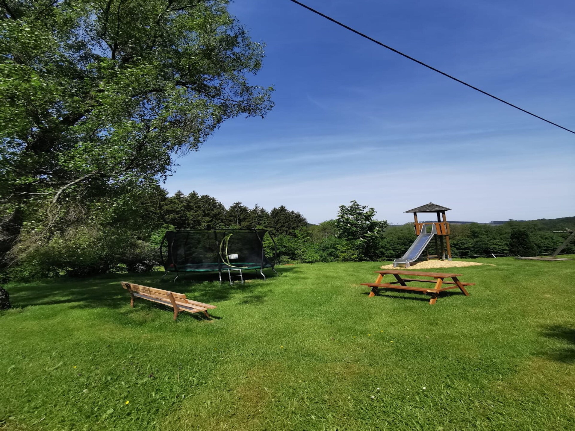 Sauerland appartement op boerderij met bosrijke omgeving en terras - foto 17