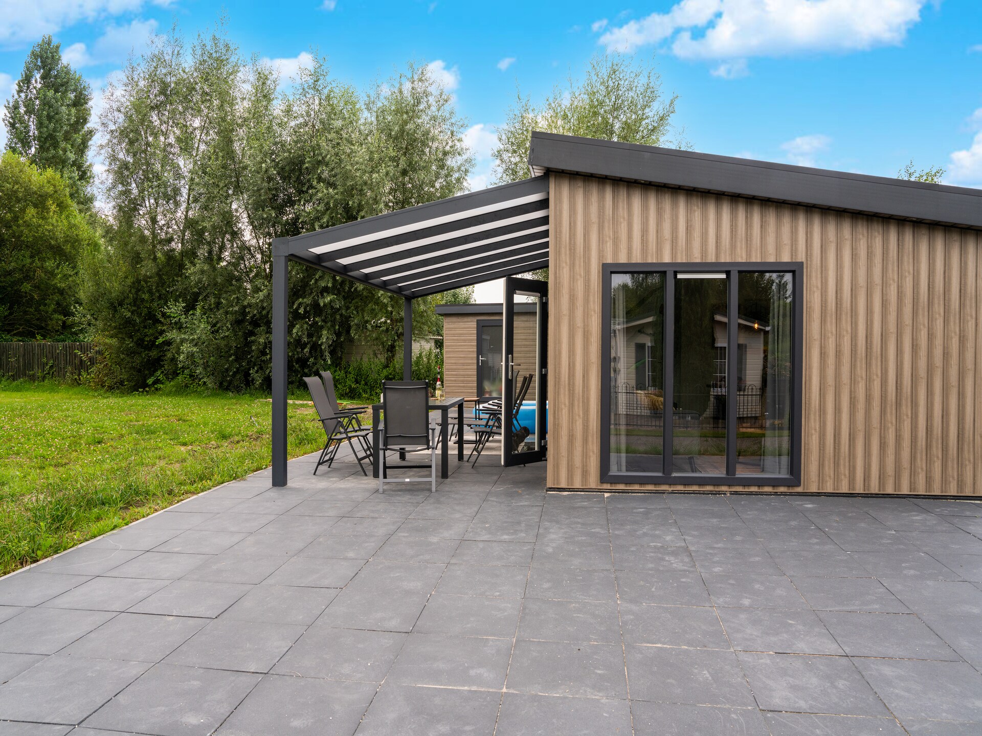 Knus vrijstaand vakantiehuis in Brabant met omheinde tuin aan de golfbaan - foto 12