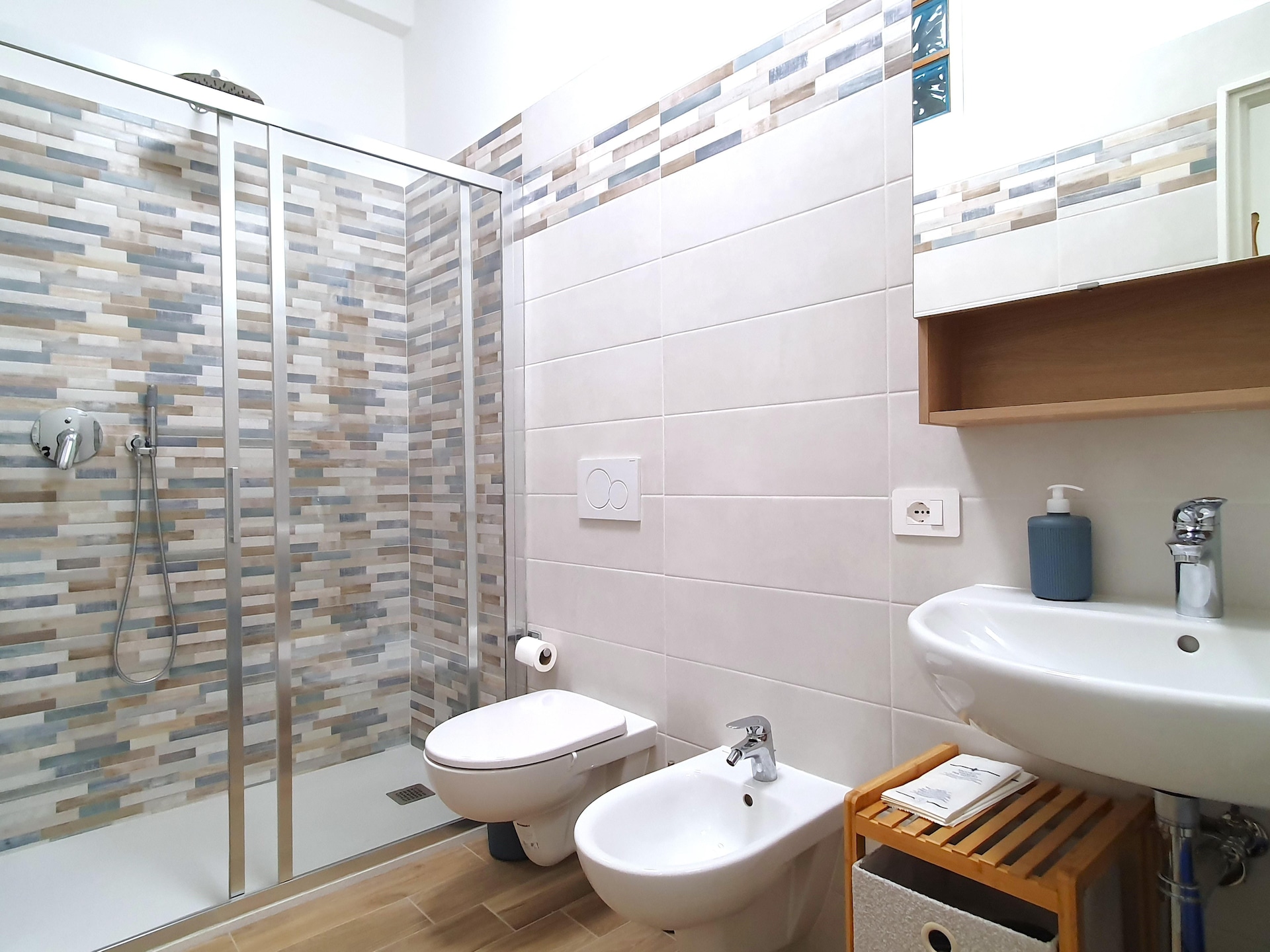 4-persoons appartement Casa Centro in het centrum van Luino aan het meer - foto 21
