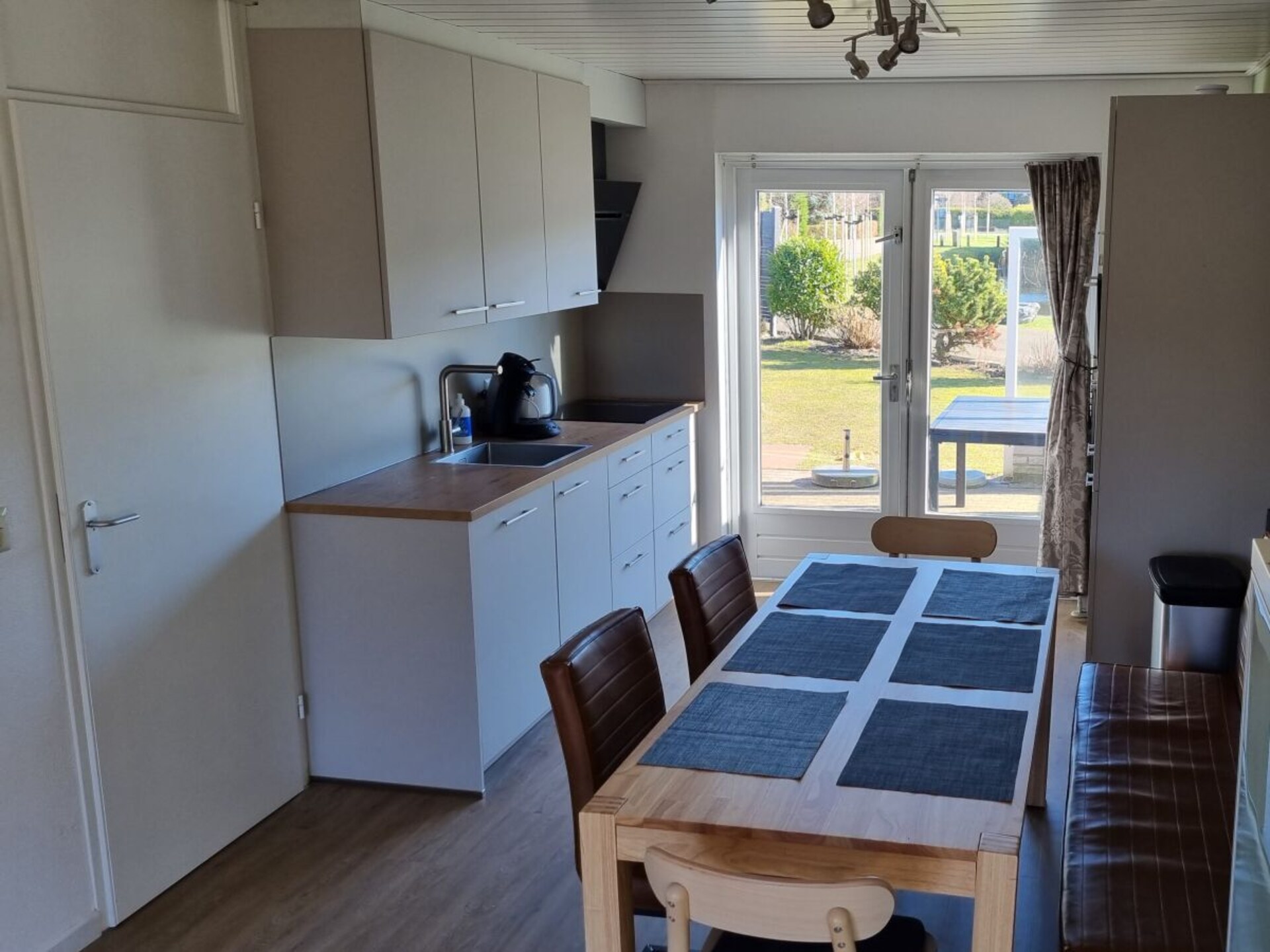 Comfortabel vakantiehuis in Ouddorp, 2 km van centrum, hond toegestaan - foto 11