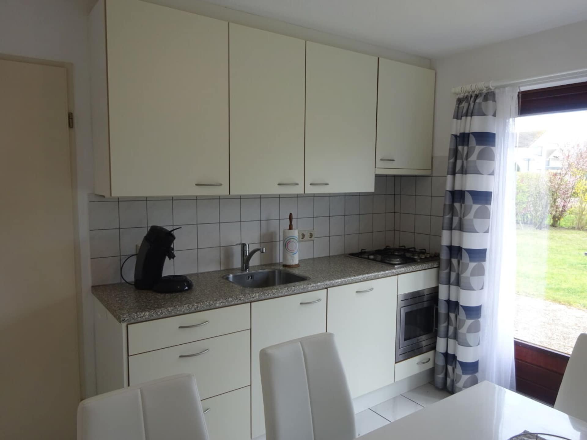 Knus vakantiehuis voor 4 in Ouddorp, vlakbij zee en strand - foto 6