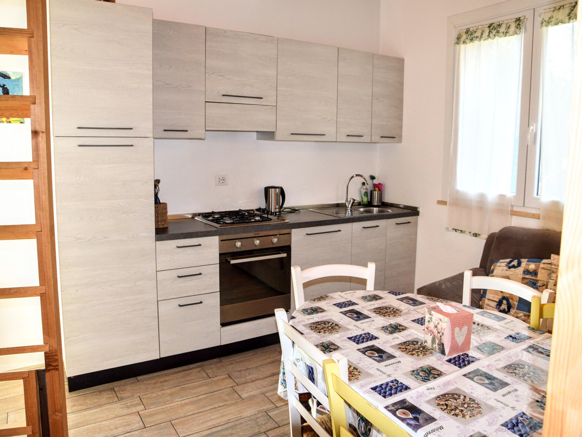 Knus appartement voor 5 in de heuvels, met zwembad en vlakbij zee - foto 25