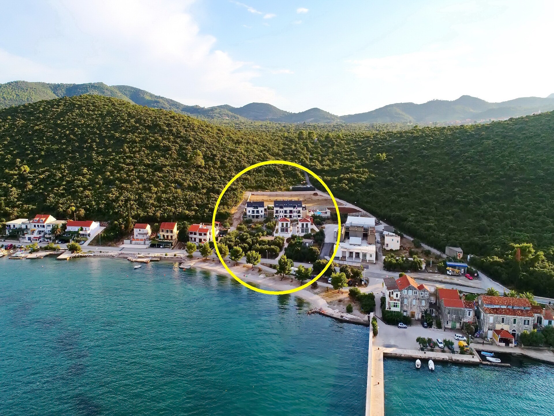 Knus appartement met terras en zwembad op 100m van zee in Drače - foto 23