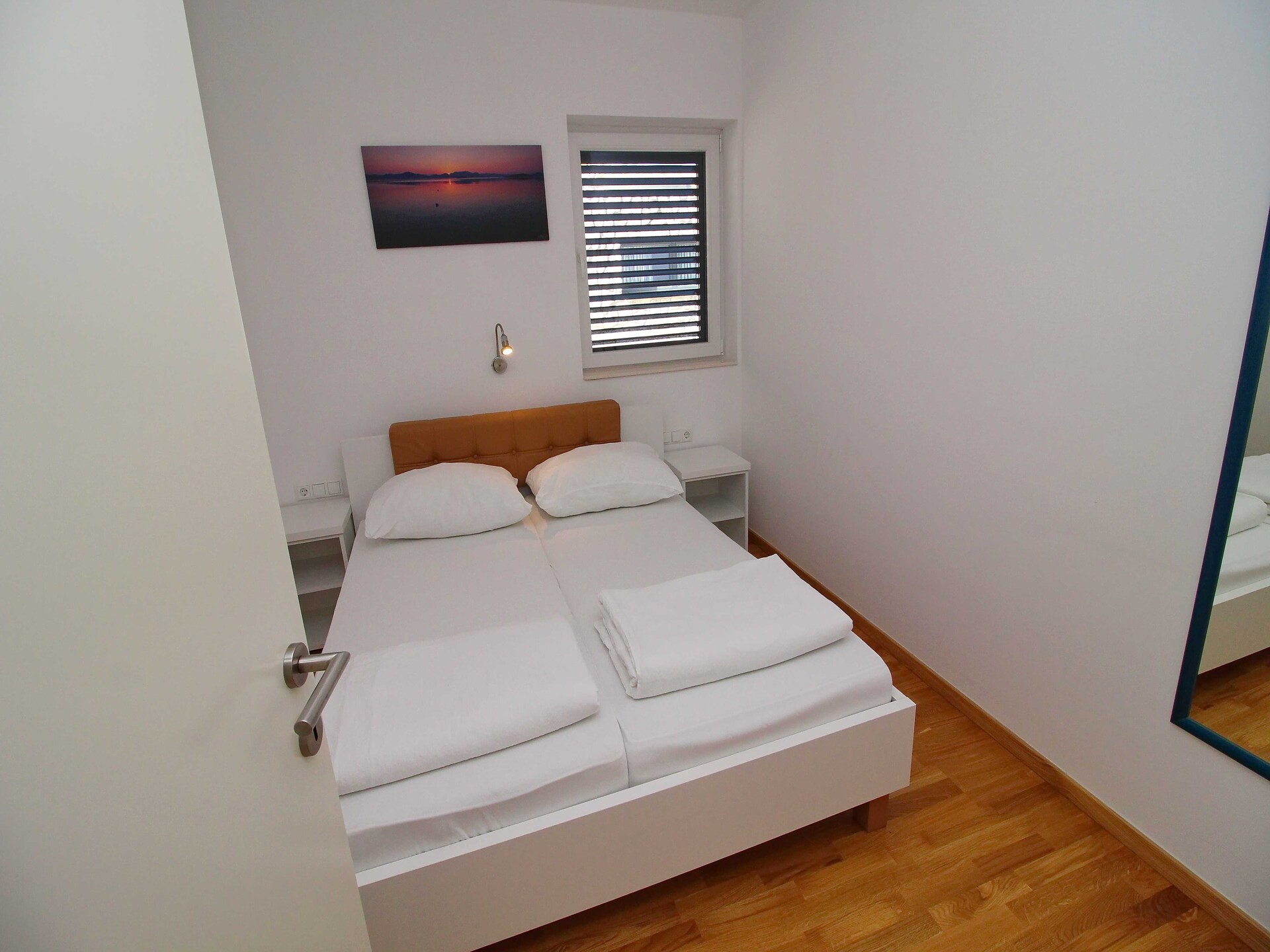 Knus appartement met terras en zwembad op 100m van zee in Drače - foto 7