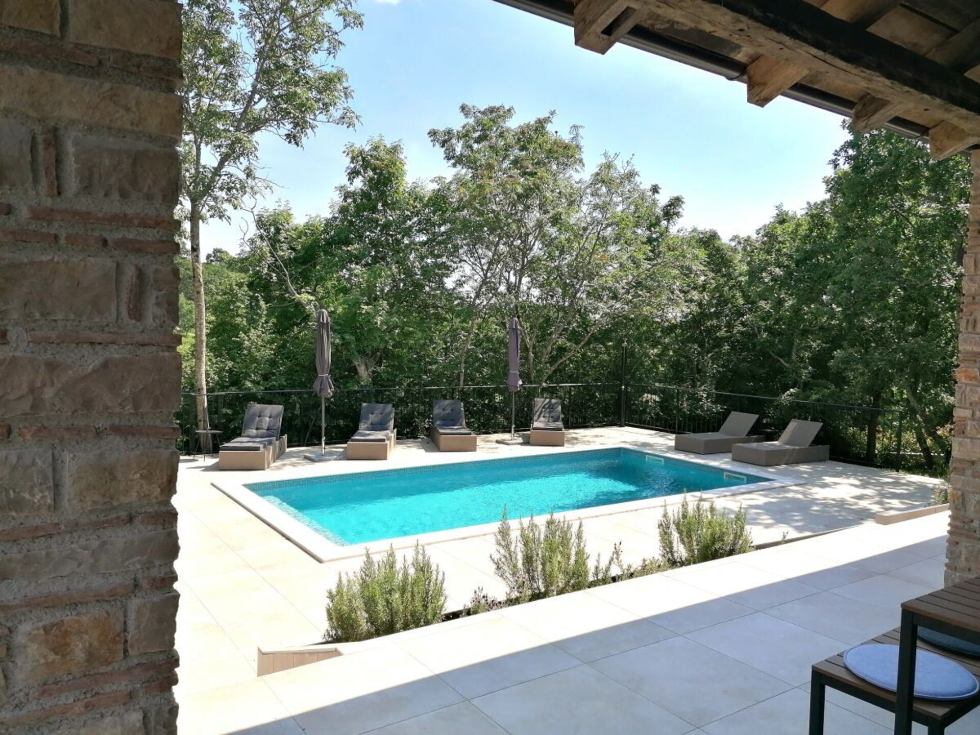 Villa Vinoselo: Ruim vakantiehuis met privézwembad en sauna in Istrië - foto 1