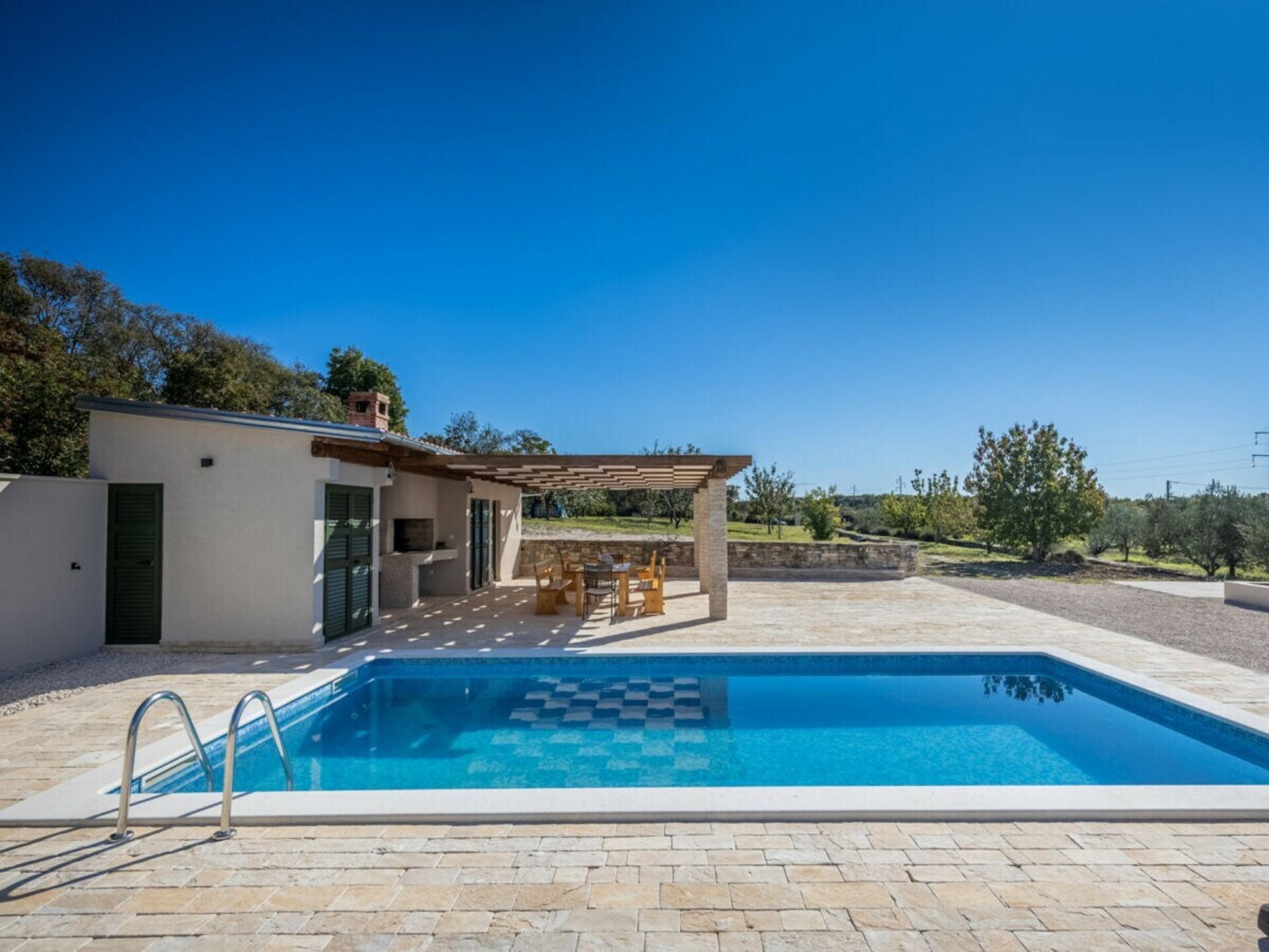 Moderne villa voor 4 in het rustige Donji Kašic, Dalmatië - foto 2