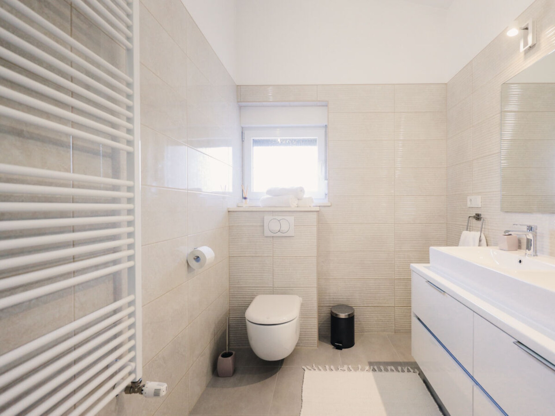 Ruime villa voor 8 personen nabij Zaton met privézwembad en zeezicht - foto 45