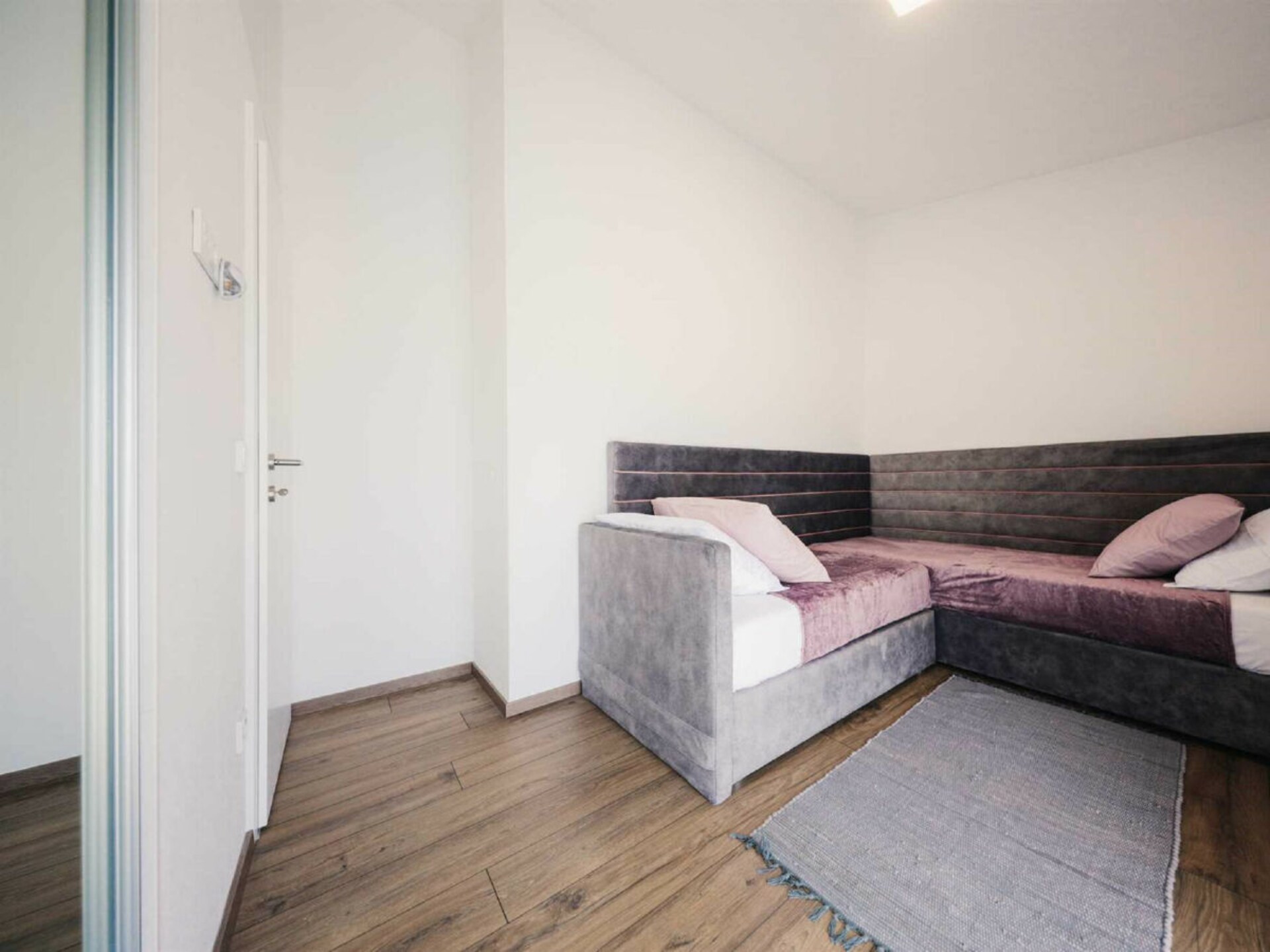 Ruime villa voor 8 personen nabij Zaton met privézwembad en zeezicht - foto 68